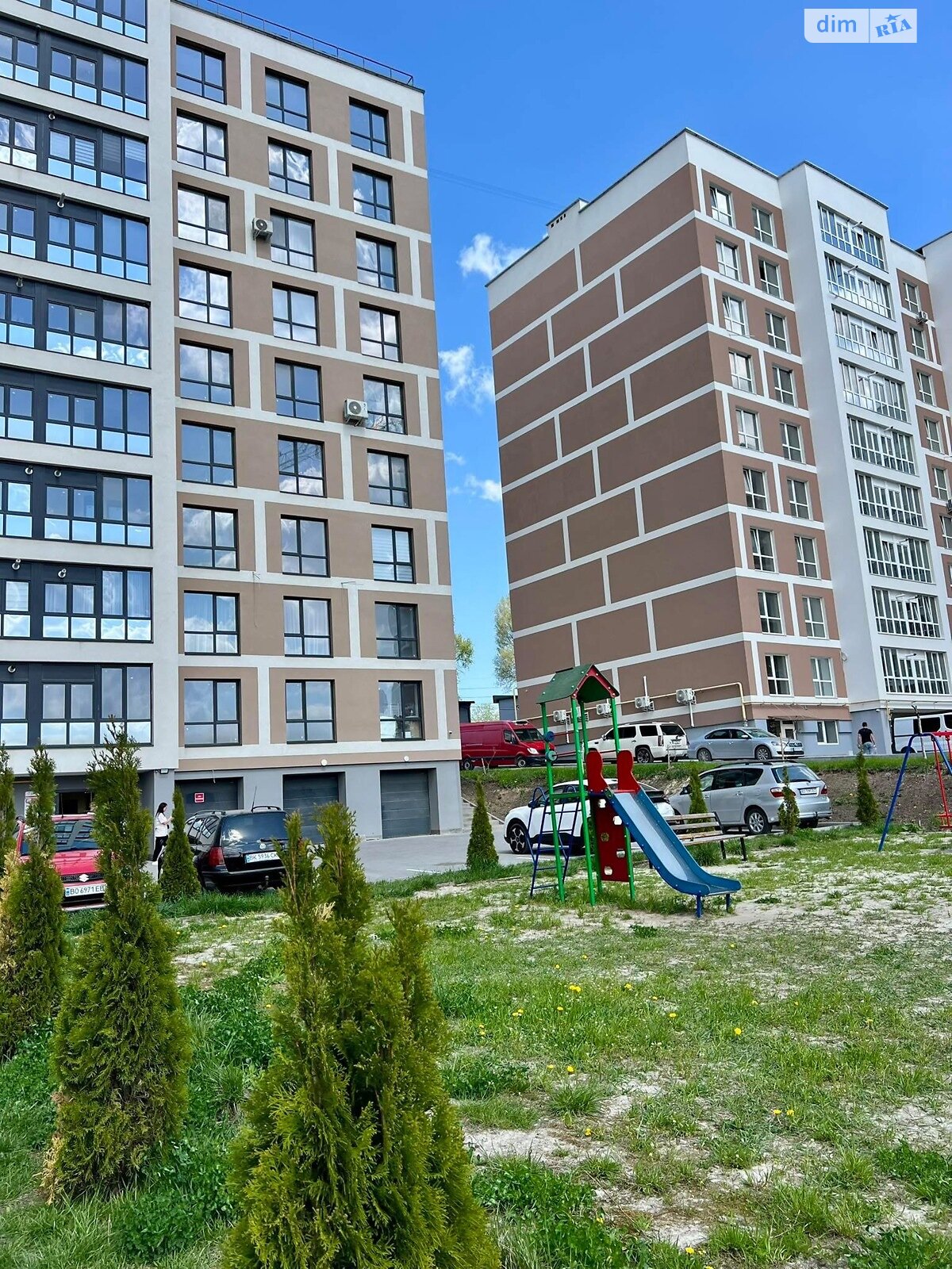 Продаж трикімнатної квартири в Тернополі, на вул. Текстильна, район Аляска фото 1 Продаж трикімнатної квартири в Тернополі, на вул. Текстильна, район Аляска фото 1
