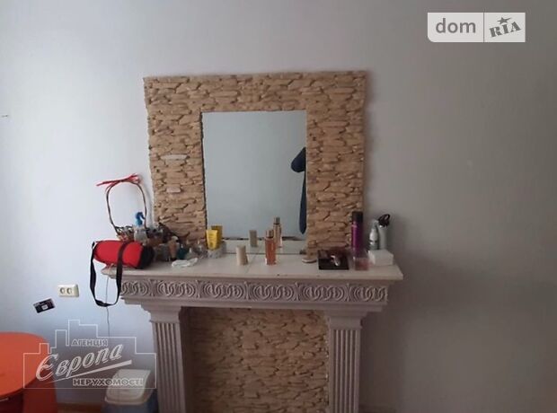 Продаж трикімнатної квартири в Тернополі, на бул. Вишневецького Дмитра, район Аляска фото 1 Продаж трикімнатної квартири в Тернополі, на бул. Вишневецького Дмитра, район Аляска фото 1