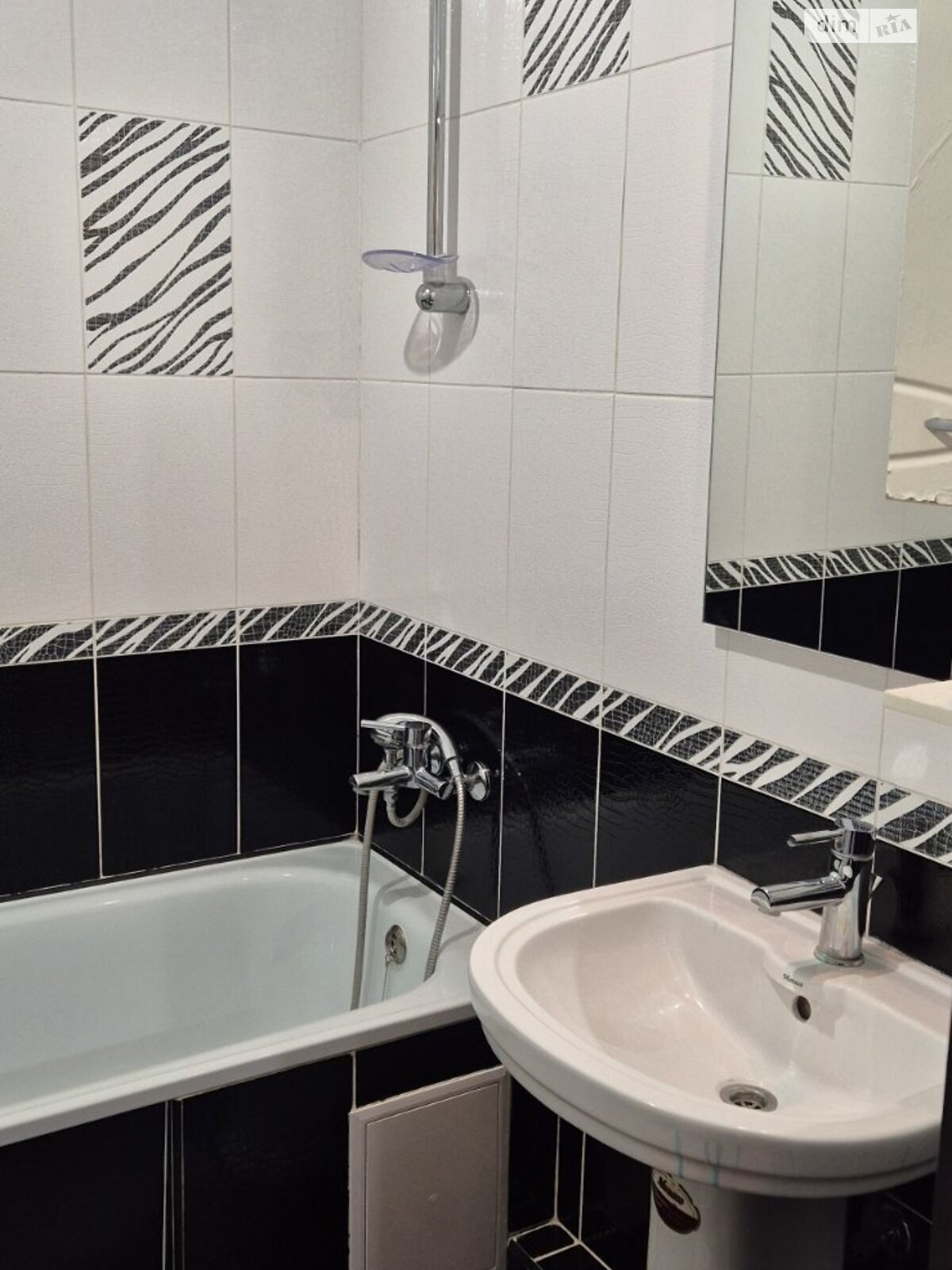 Продажа трехкомнатной квартиры в Тернополе, на бул. Вишневецкого Дмитрия, район Аляска фото 1