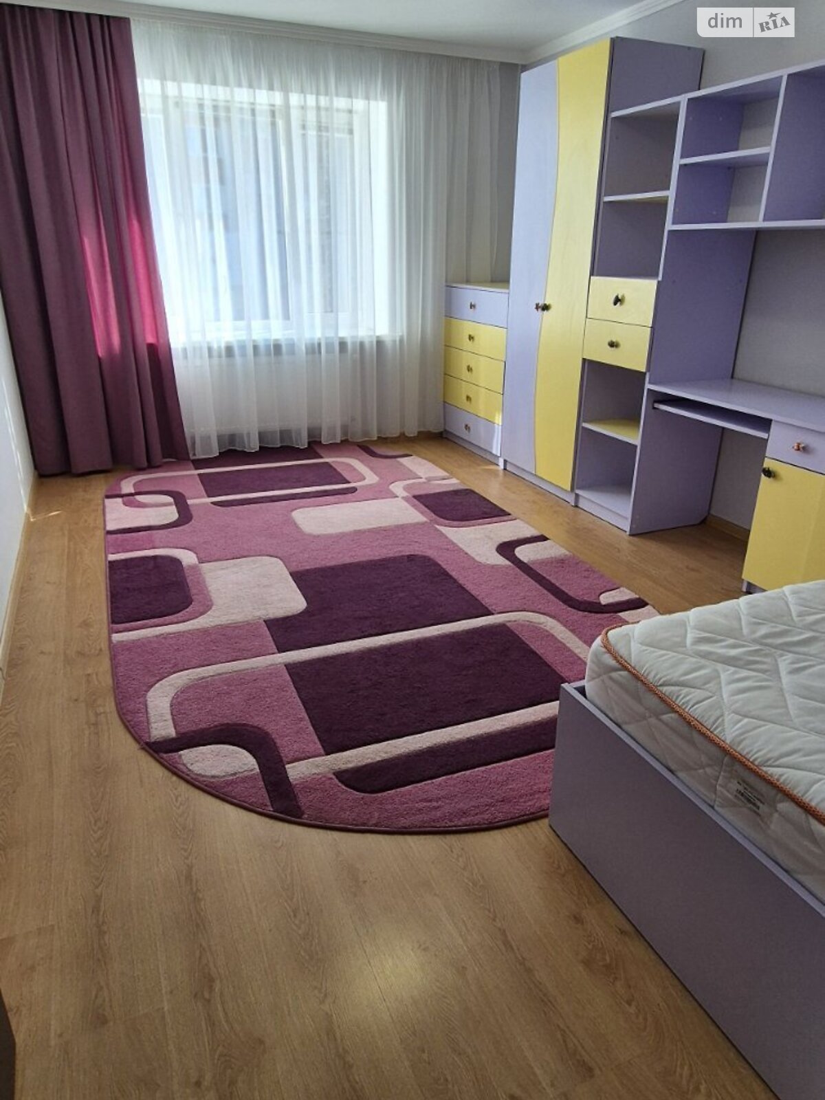 Продажа трехкомнатной квартиры в Тернополе, на бул. Вишневецкого Дмитрия, район Аляска фото 1