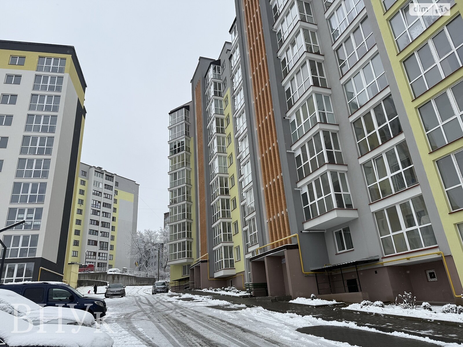 Продаж трикімнатної квартири в Тернополі, на вул. Володимира Великого, район Аляска фото 1 Продаж трикімнатної квартири в Тернополі, на вул. Володимира Великого, район Аляска фото 1