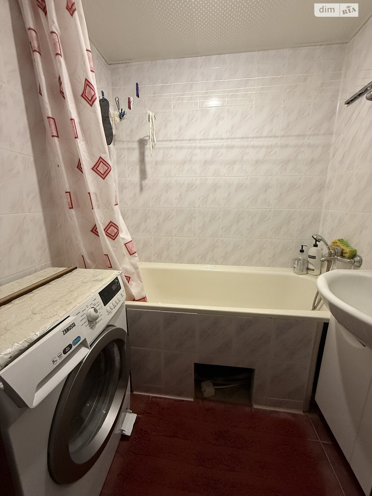 Продаж трикімнатної квартири в Тернополі, на вул. Володимира Великого, район Аляска фото 1