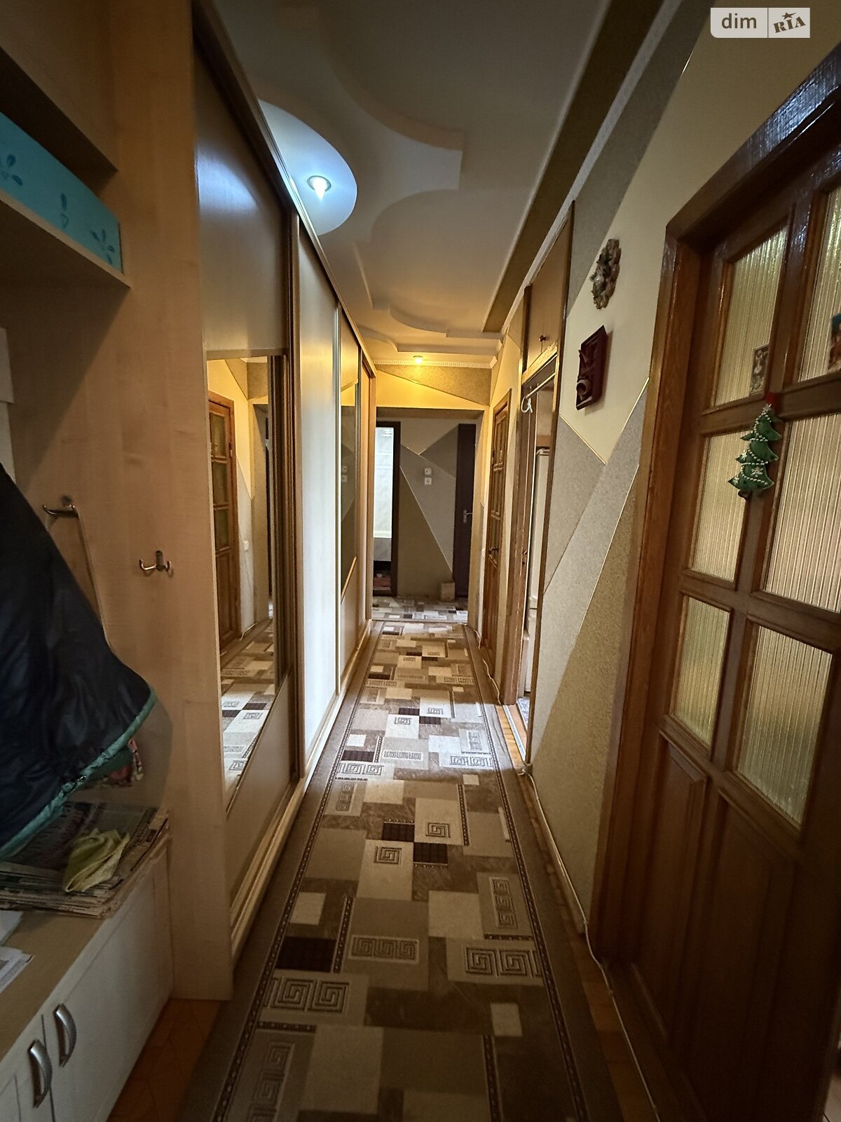 Продажа трехкомнатной квартиры в Тернополе, на ул. Владимира Великого, район Аляска фото 1 Продажа трехкомнатной квартиры в Тернополе, на ул. Владимира Великого, район Аляска фото 1