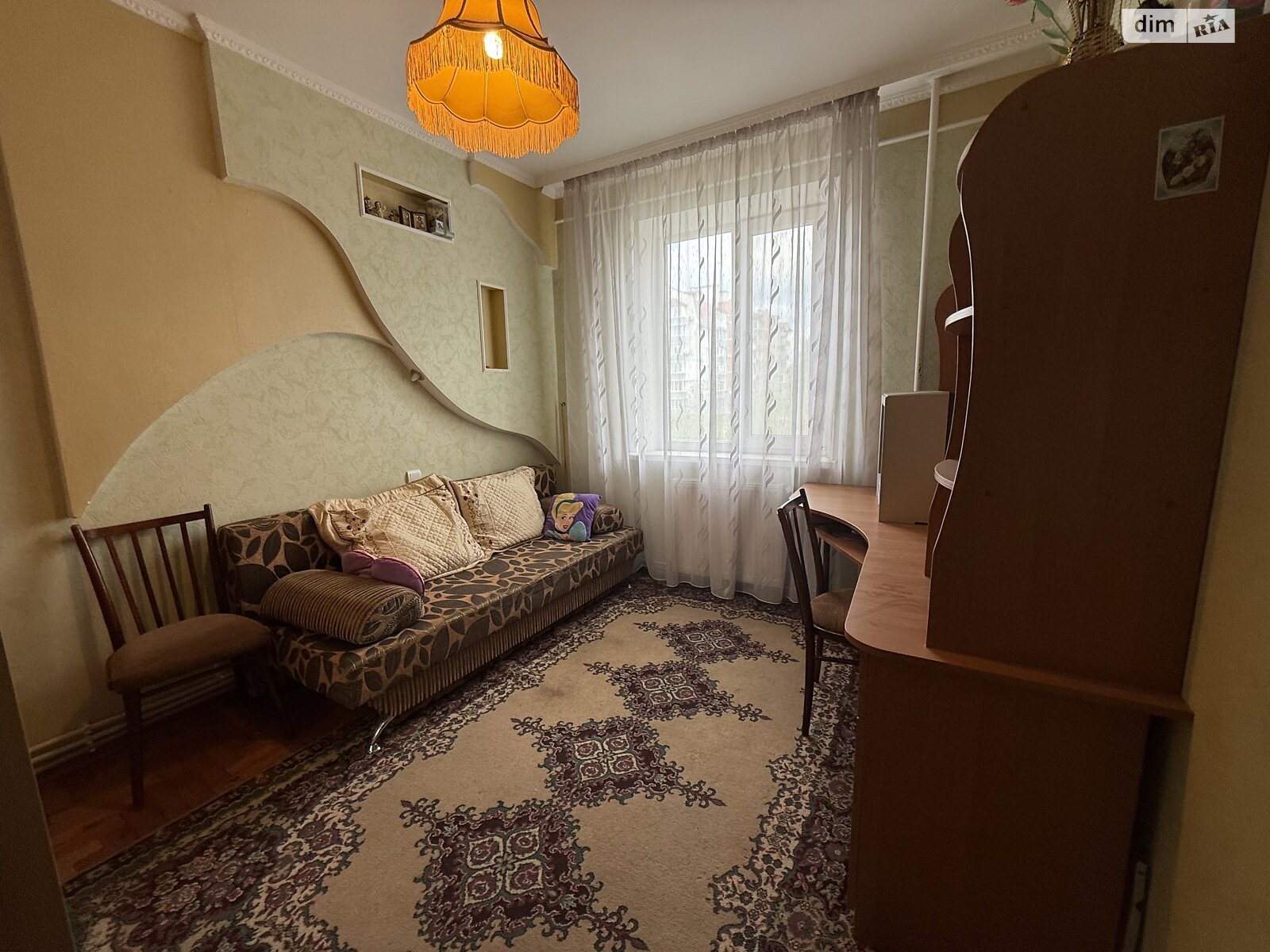 Продажа трехкомнатной квартиры в Тернополе, на ул. Владимира Великого, район Аляска фото 1 Продажа трехкомнатной квартиры в Тернополе, на ул. Владимира Великого, район Аляска фото 1