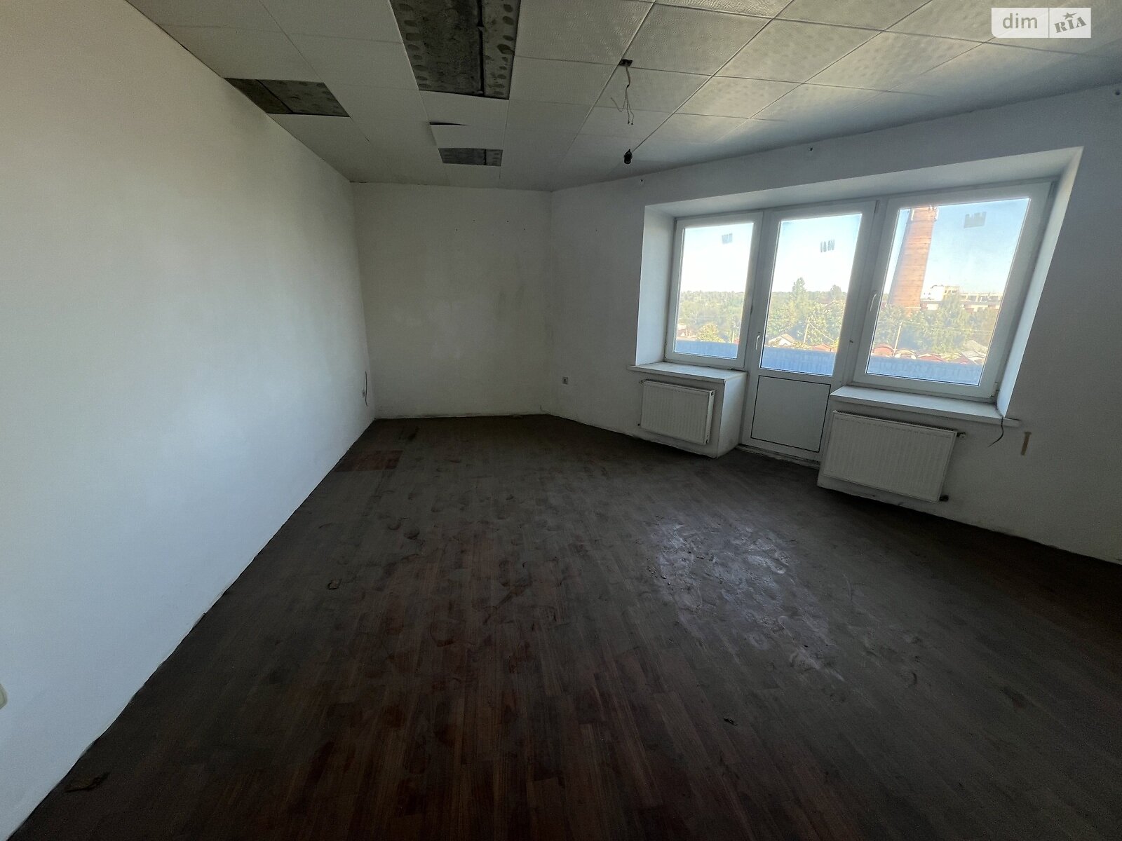 Продаж трикімнатної квартири в Тернополі, на вул. Володимира Великого, район Аляска фото 1