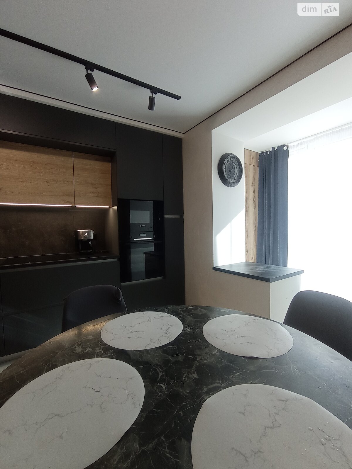 Продаж трикімнатної квартири в Тернополі, на вул. Володимира Великого, район Аляска фото 1