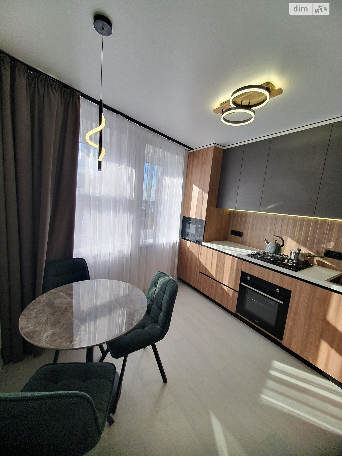 Продаж однокімнатної квартири в Тернополі, на вул. Володимира Великого 17, район Аляска фото 1