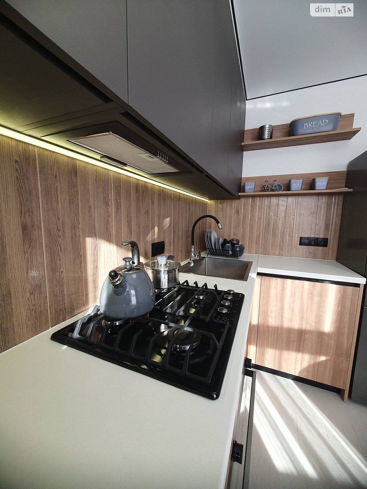 Продаж однокімнатної квартири в Тернополі, на вул. Володимира Великого 17, район Аляска фото 1