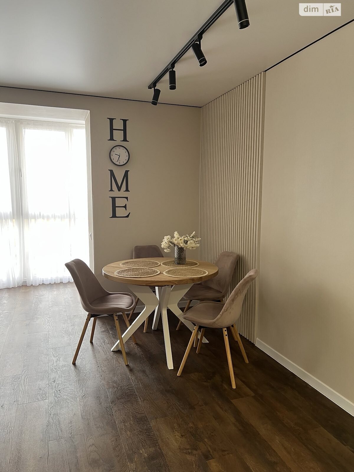 Продаж двокімнатної квартири в Тернополі, на вул. Володимира Великого, район Аляска фото 1