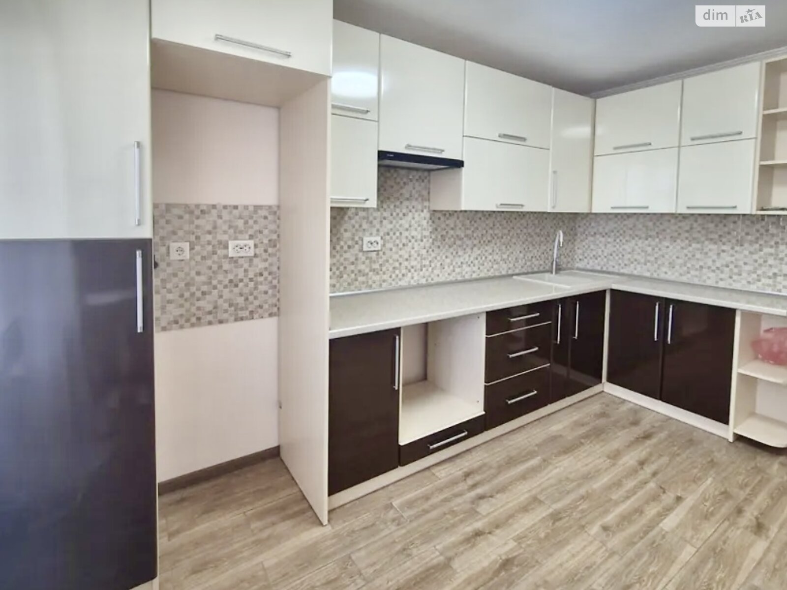 Продаж однокімнатної квартири в Тернополі, на вул. Яреми, район Аляска фото 1 Продаж однокімнатної квартири в Тернополі, на вул. Яреми, район Аляска фото 1
