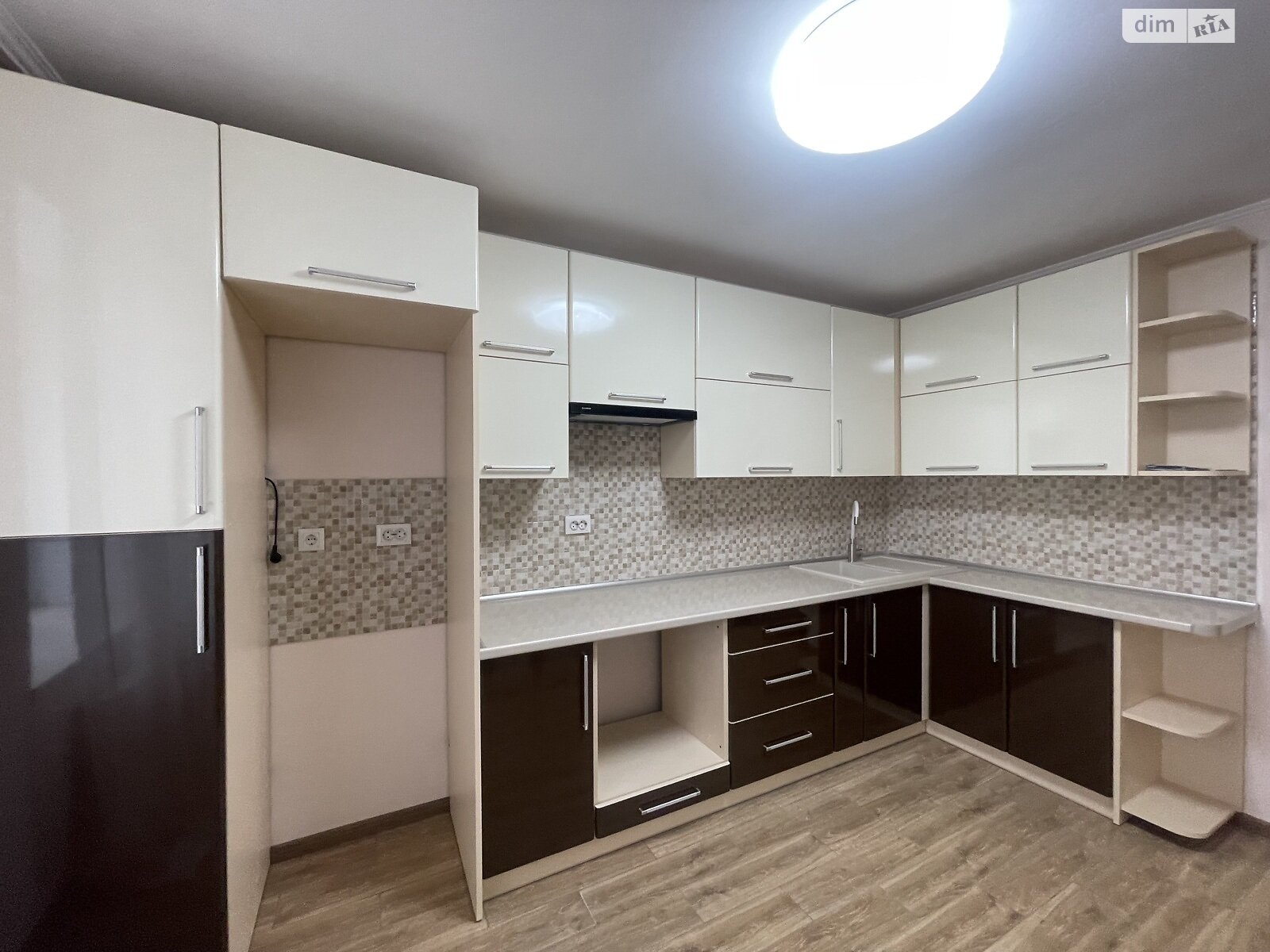Продаж однокімнатної квартири в Тернополі, на вул. Яреми, район Аляска фото 1 Продаж однокімнатної квартири в Тернополі, на вул. Яреми, район Аляска фото 1