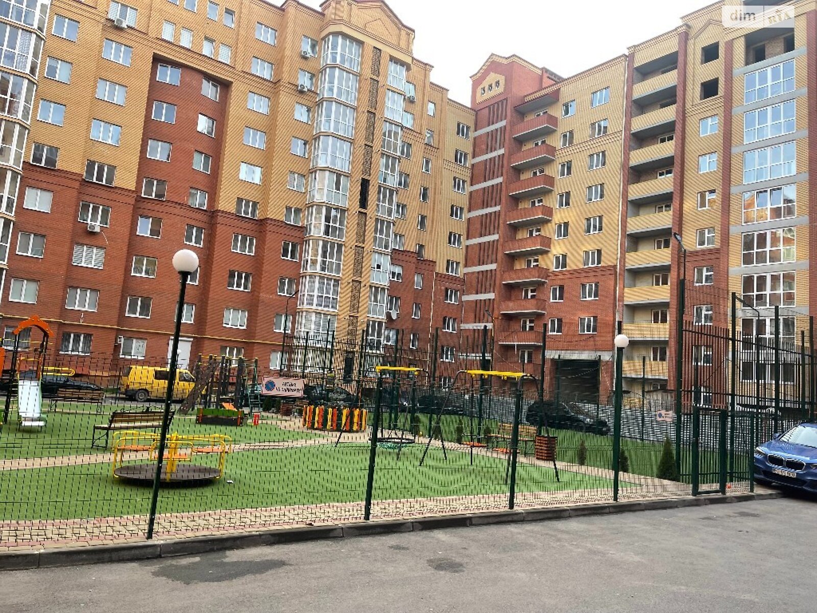 Продаж трикімнатної квартири в Тернополі, на вул. Київська, район Аляска фото 1 Продаж трикімнатної квартири в Тернополі, на вул. Київська, район Аляска фото 1