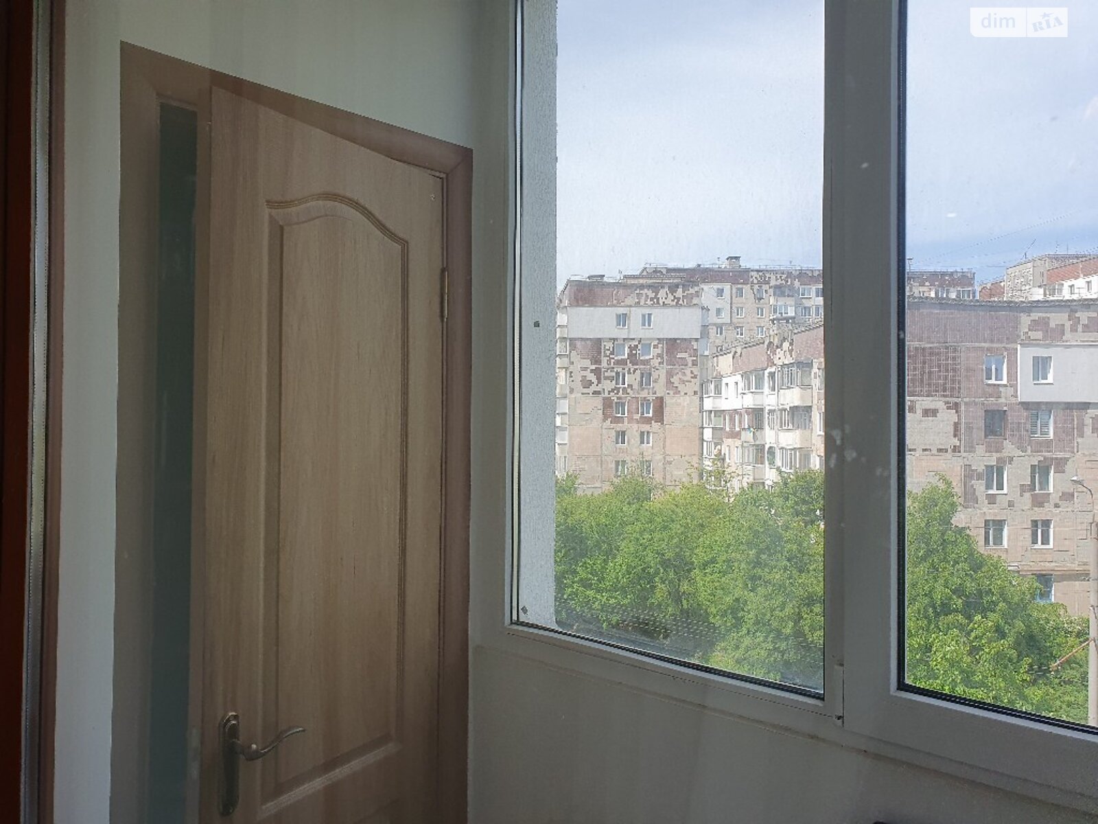 Продажа трехкомнатной квартиры в Тернополе, на ул. Симоненко Василия, район Аляска фото 1