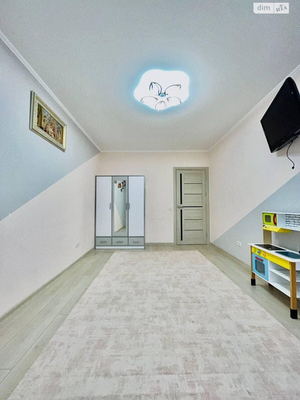 Продажа трехкомнатной квартиры в Тернополе, на ул. Микулинецкая, район Авторынок фото 1