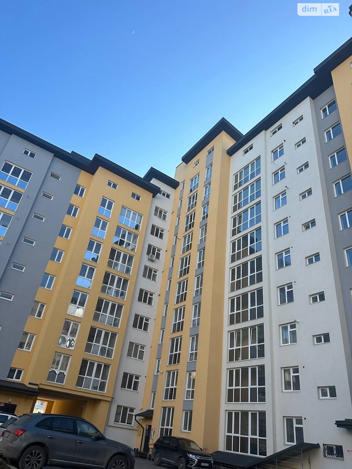 Продаж трикімнатної квартири в Тернополі, на вул. Микулинецька, район Авторинок фото 1 Продаж трикімнатної квартири в Тернополі, на вул. Микулинецька, район Авторинок фото 1