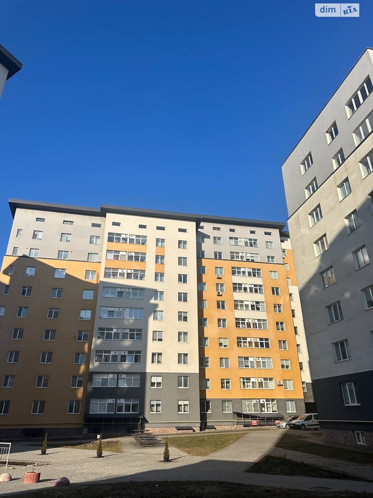 Продаж трикімнатної квартири в Тернополі, на вул. Микулинецька, район Авторинок фото 1 Продаж трикімнатної квартири в Тернополі, на вул. Микулинецька, район Авторинок фото 1