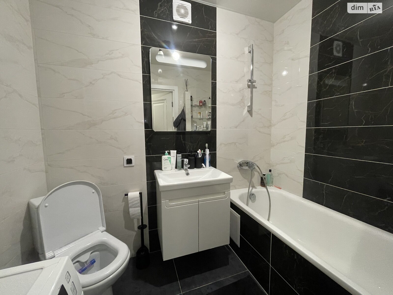 Продажа однокомнатной квартиры в Тернополе, на ул. Микулинецкая, район Авторынок фото 1 Продажа однокомнатной квартиры в Тернополе, на ул. Микулинецкая, район Авторынок фото 1