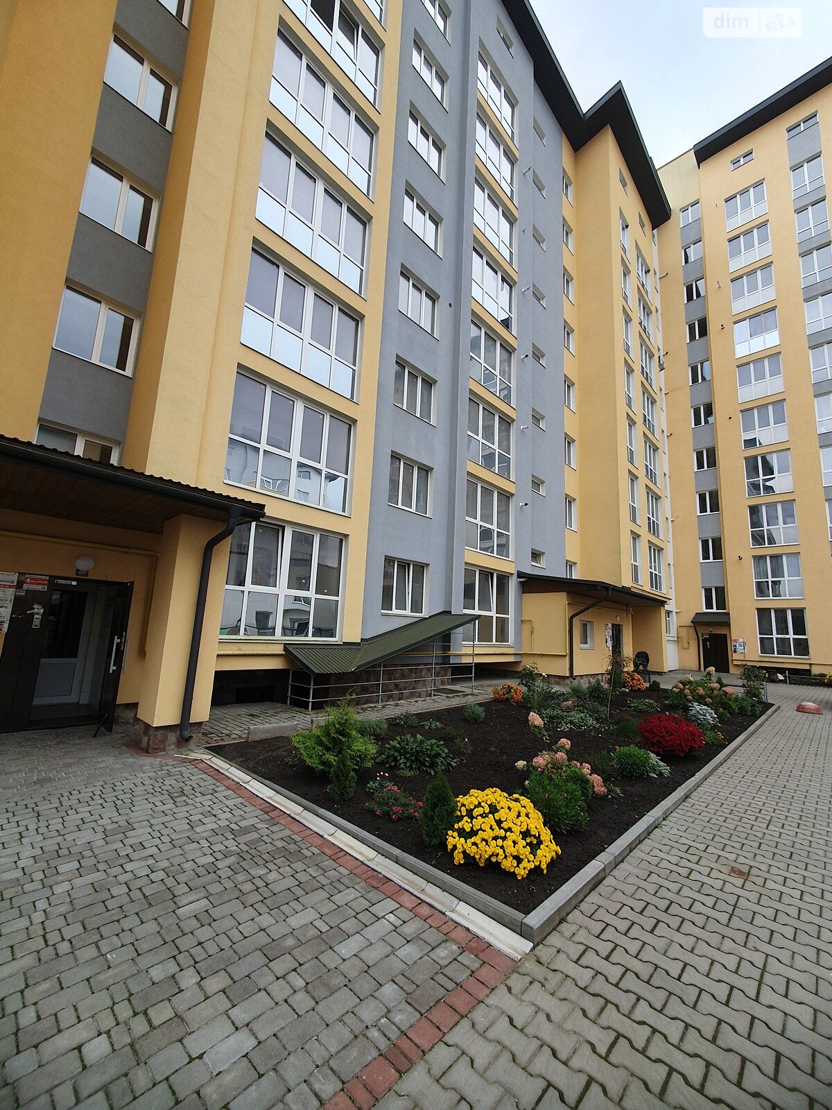 Продажа трехкомнатной квартиры в Тернополе, на ул. Микулинецкая 116П, район Авторынок фото 1 Продажа трехкомнатной квартиры в Тернополе, на ул. Микулинецкая 116П, район Авторынок фото 1