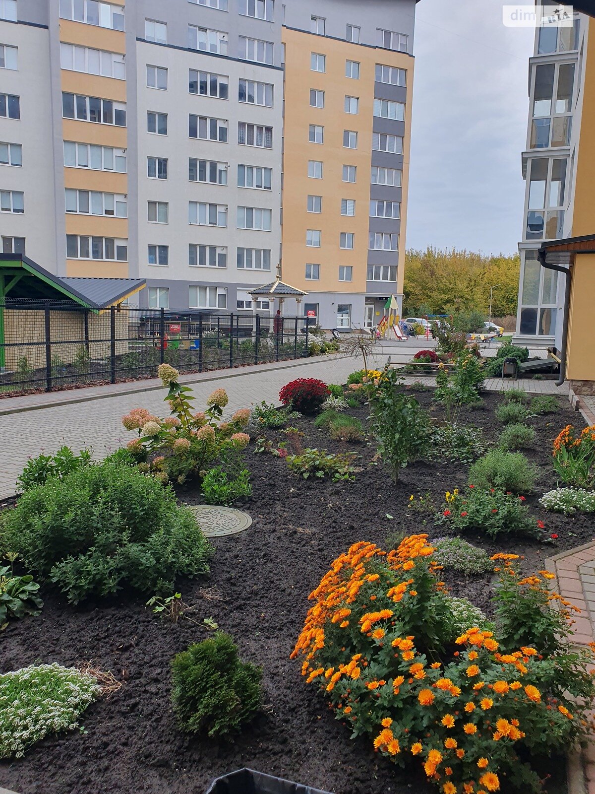 Продажа трехкомнатной квартиры в Тернополе, на ул. Микулинецкая 116П, район Авторынок фото 1 Продажа трехкомнатной квартиры в Тернополе, на ул. Микулинецкая 116П, район Авторынок фото 1