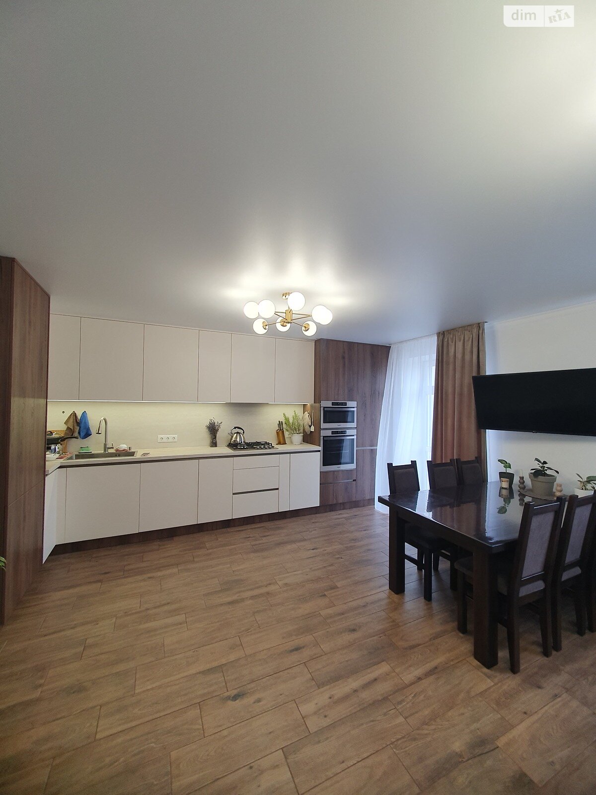 Продажа трехкомнатной квартиры в Тернополе, на ул. Микулинецкая 116П, район Авторынок фото 1 Продажа трехкомнатной квартиры в Тернополе, на ул. Микулинецкая 116П, район Авторынок фото 1