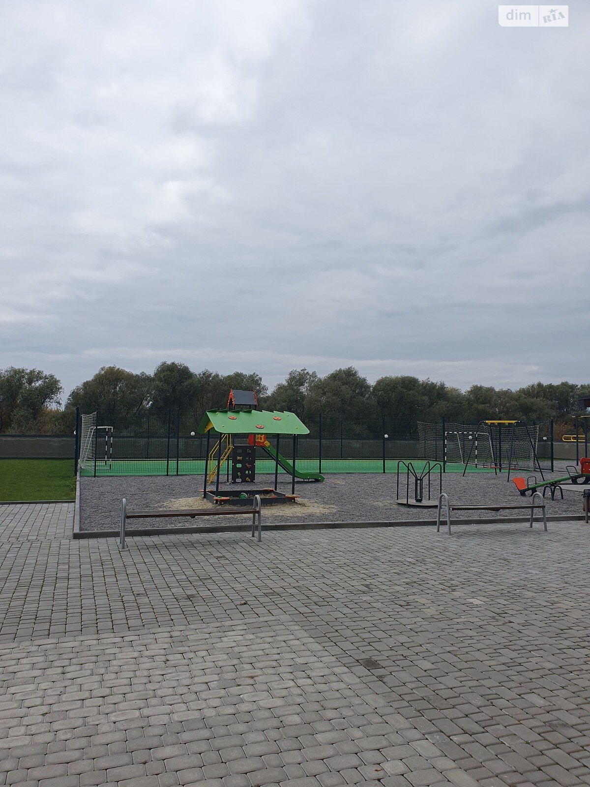 Продажа трехкомнатной квартиры в Тернополе, на ул. Микулинецкая 116П, район Авторынок фото 1 Продажа трехкомнатной квартиры в Тернополе, на ул. Микулинецкая 116П, район Авторынок фото 1