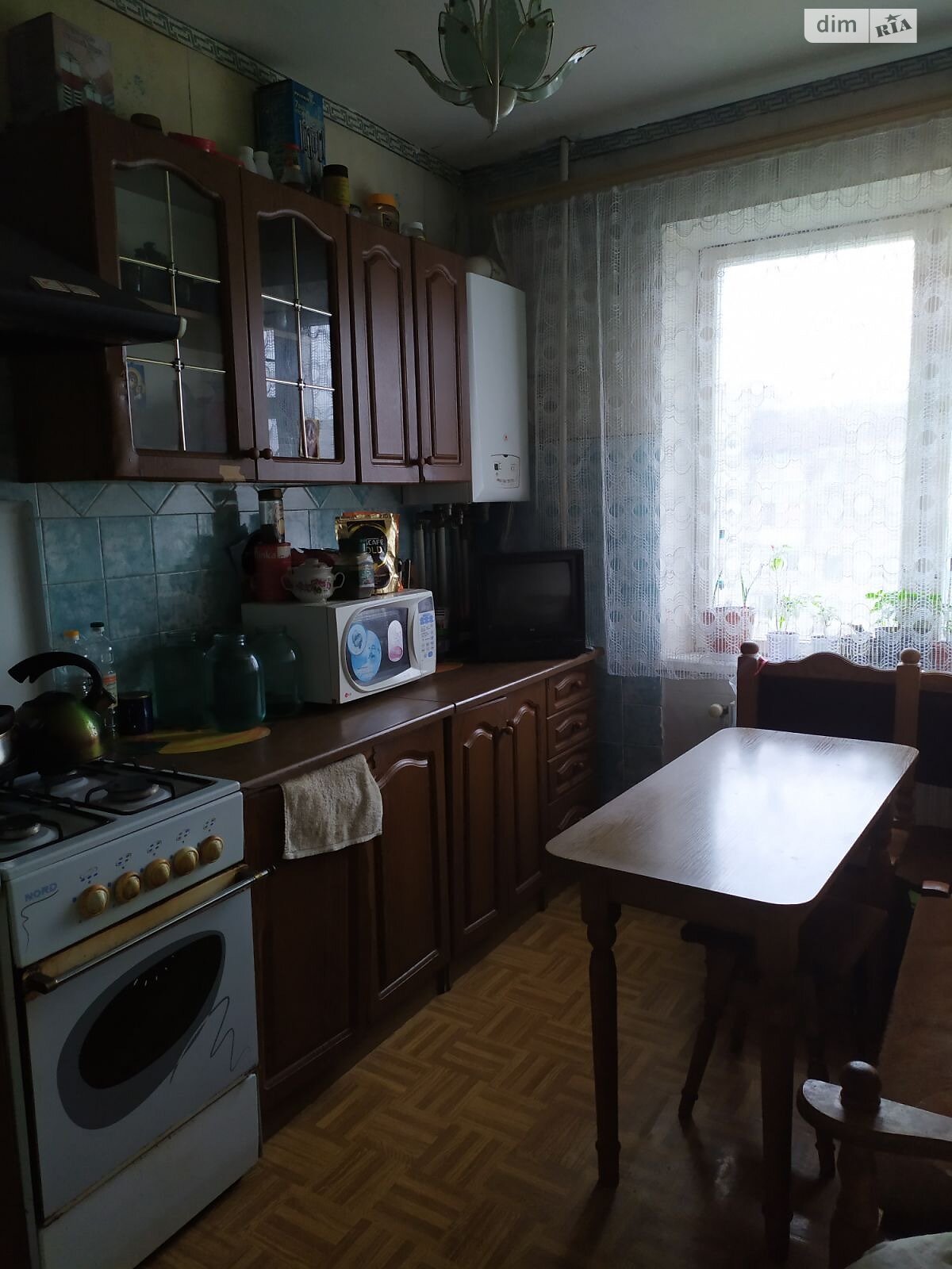 Продаж трикімнатної квартири в Тернополі, на вул. 15-го Квітня 21, район Бам фото 1