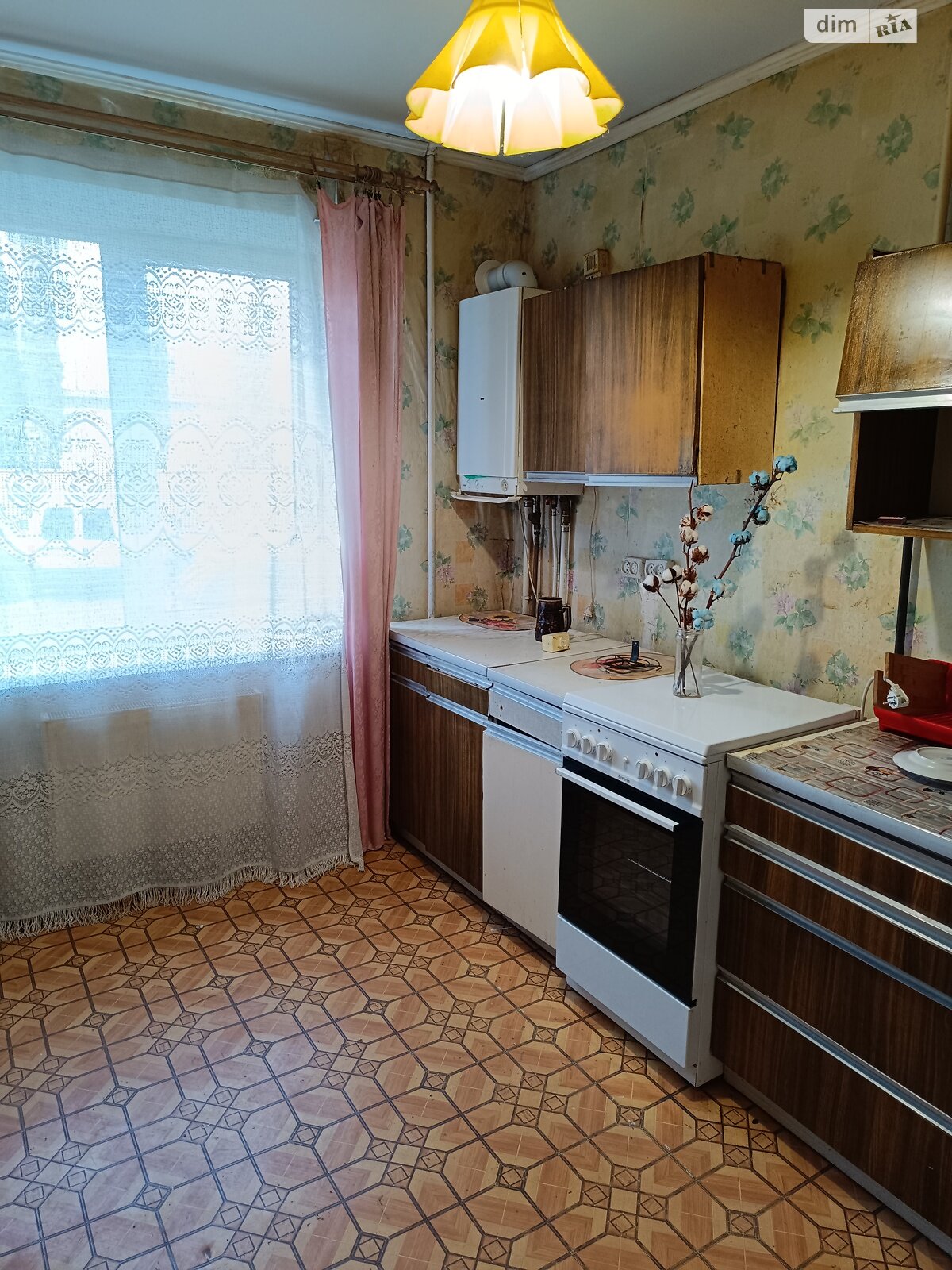Продажа пятикомнатной квартиры в Тернополе, на ул. 15-го Апреля, район Бам фото 1 Продажа пятикомнатной квартиры в Тернополе, на ул. 15-го Апреля, район Бам фото 1