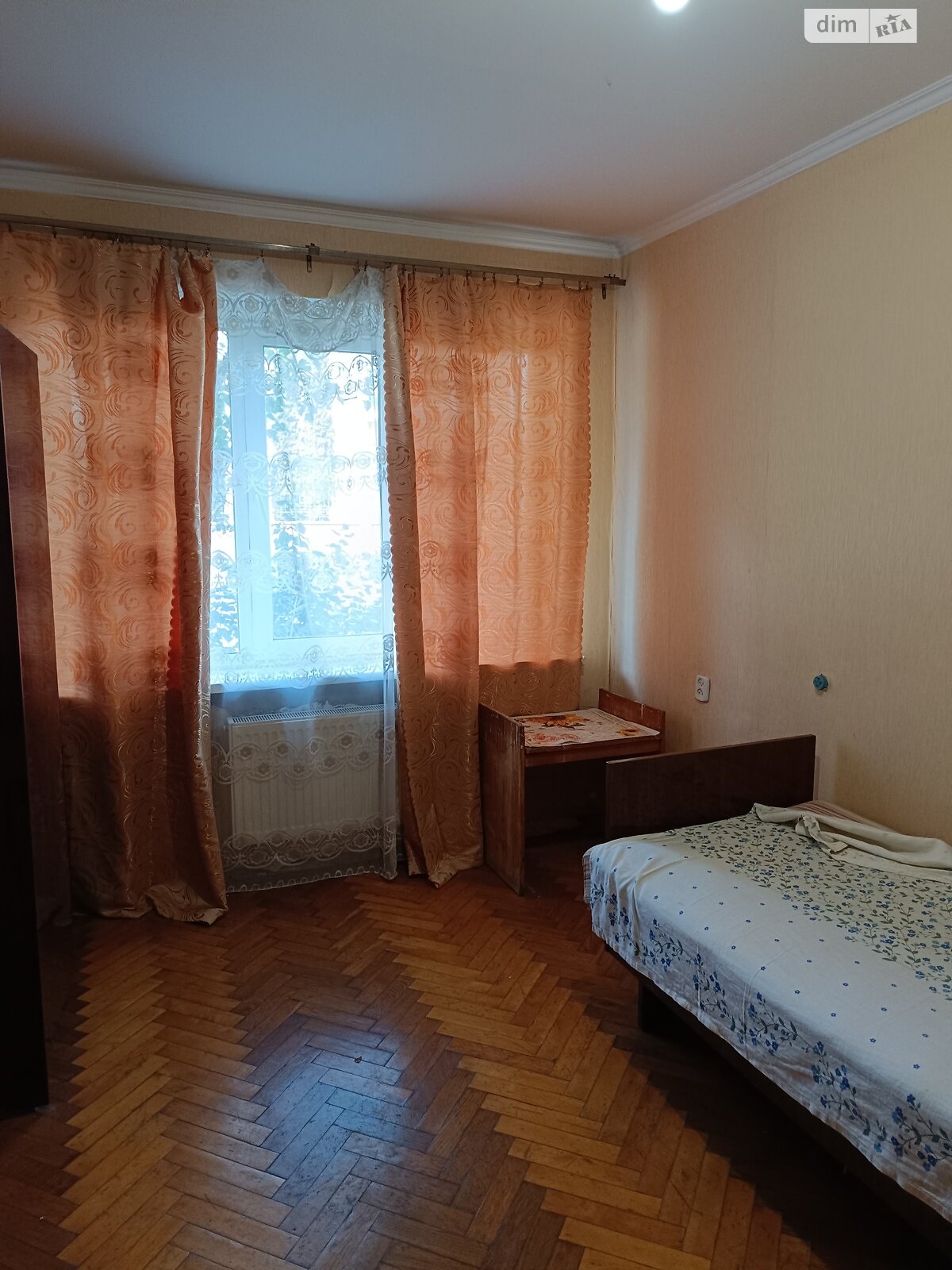 Продажа пятикомнатной квартиры в Тернополе, на ул. 15-го Апреля, район Бам фото 1 Продажа пятикомнатной квартиры в Тернополе, на ул. 15-го Апреля, район Бам фото 1