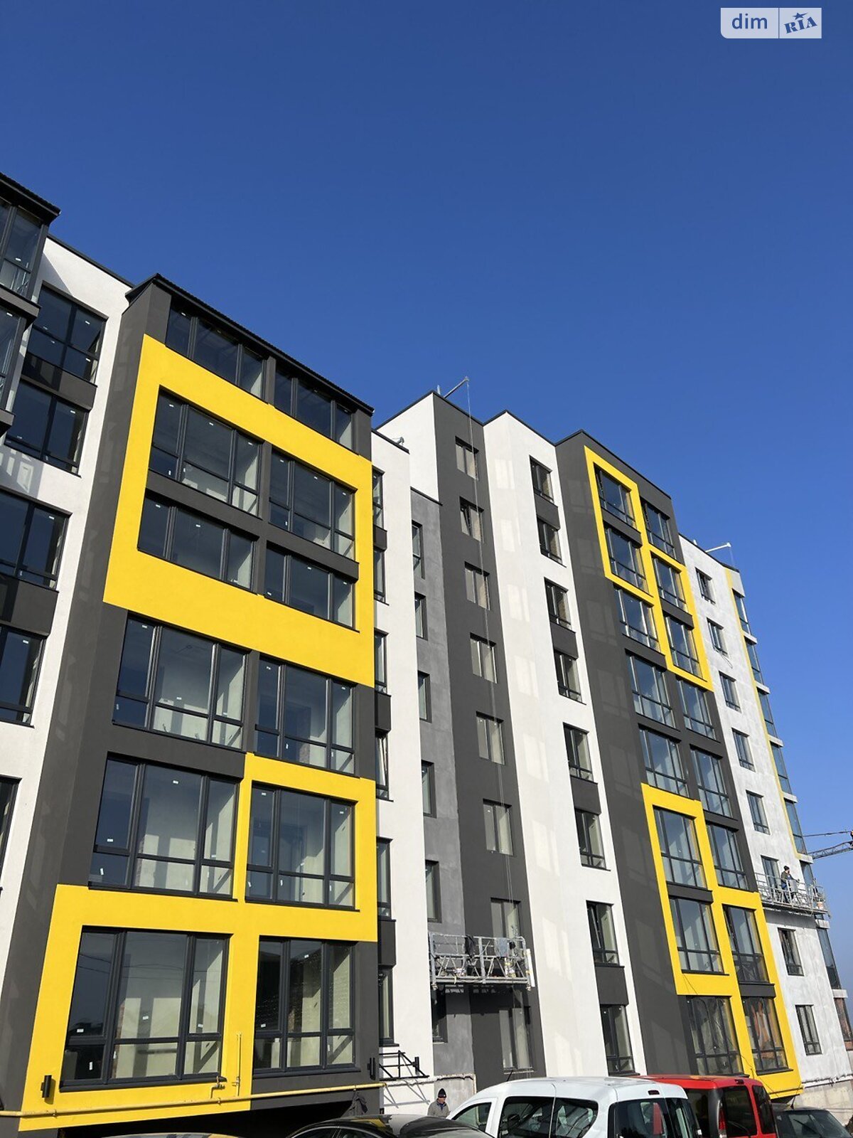 Продажа трехкомнатной квартиры в Тернополе, на ул. 15-го Апреля, район Бам фото 1 Продажа трехкомнатной квартиры в Тернополе, на ул. 15-го Апреля, район Бам фото 1