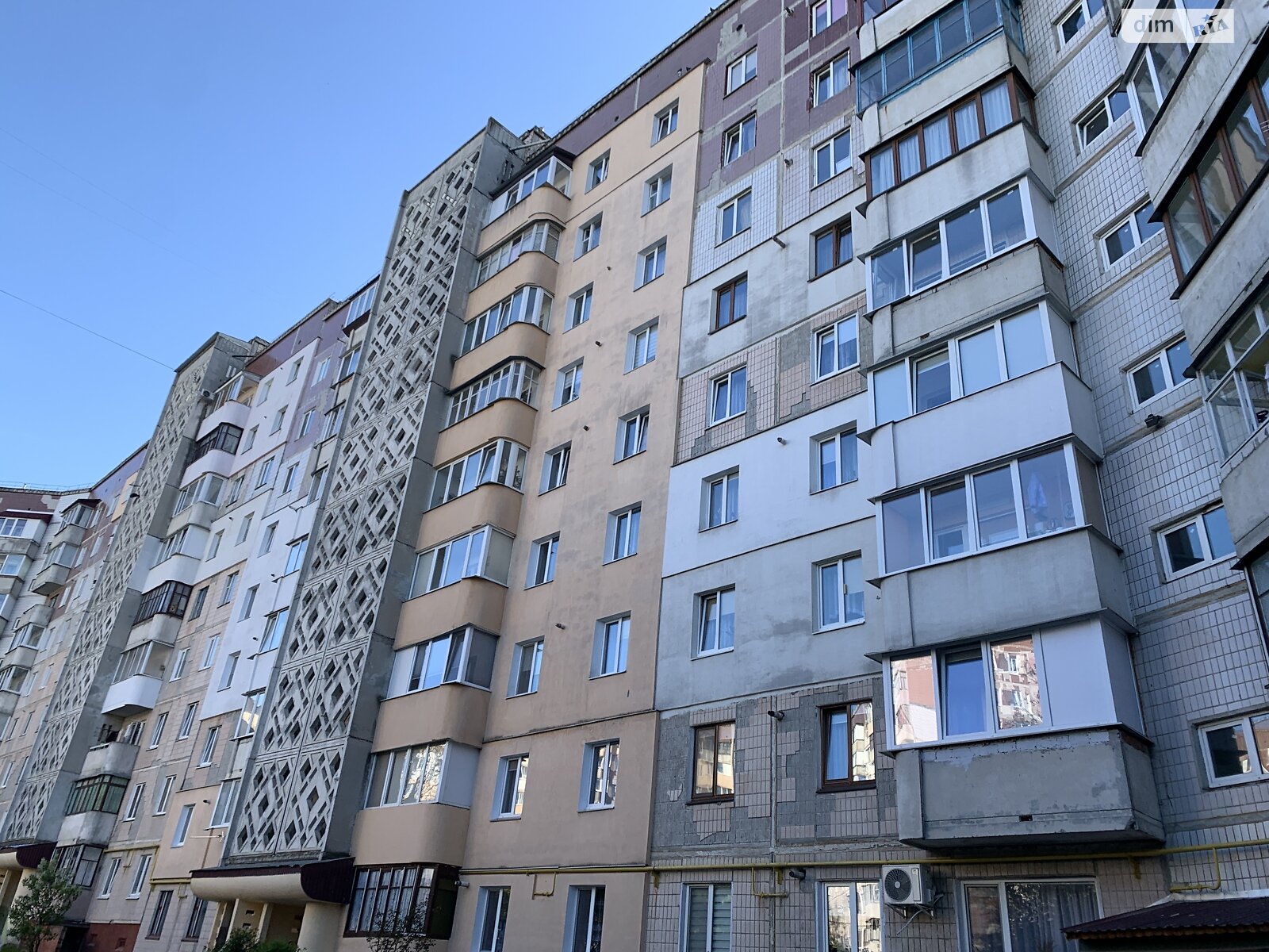 Продажа двухкомнатной квартиры в Тернополе, на ул. 15-го Апреля, район Бам фото 1 Продажа двухкомнатной квартиры в Тернополе, на ул. 15-го Апреля, район Бам фото 1