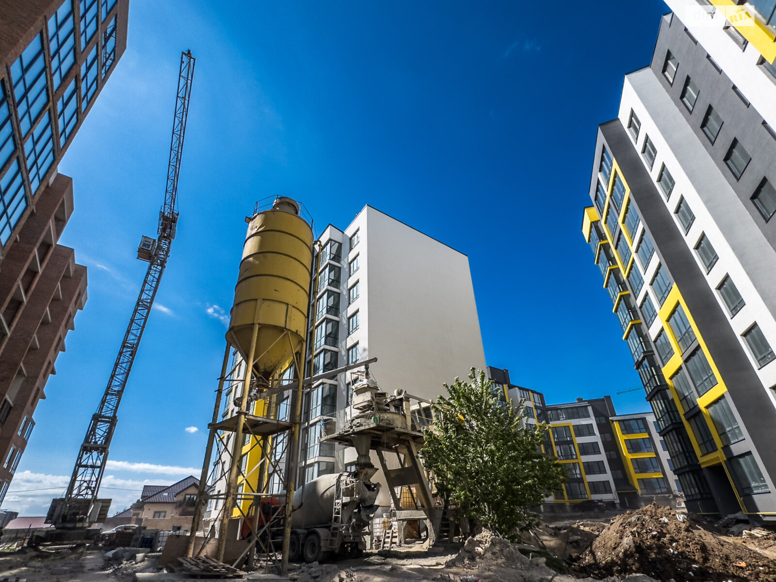 Продажа двухкомнатной квартиры в Тернополе, на ул. 15-го Апреля, район Бам фото 1 Продажа двухкомнатной квартиры в Тернополе, на ул. 15-го Апреля, район Бам фото 1