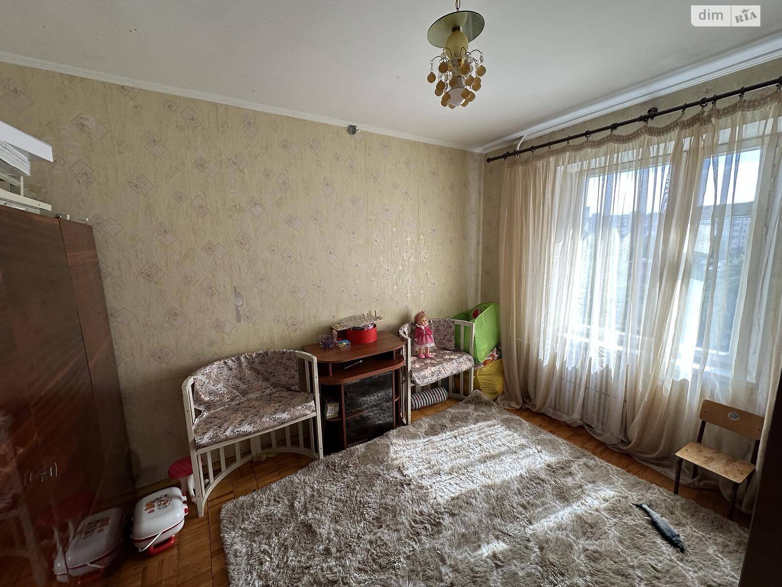 Продажа четырехкомнатной квартиры в Тернополе, на ул. 15-го Апреля, район Бам фото 1 Продажа четырехкомнатной квартиры в Тернополе, на ул. 15-го Апреля, район Бам фото 1