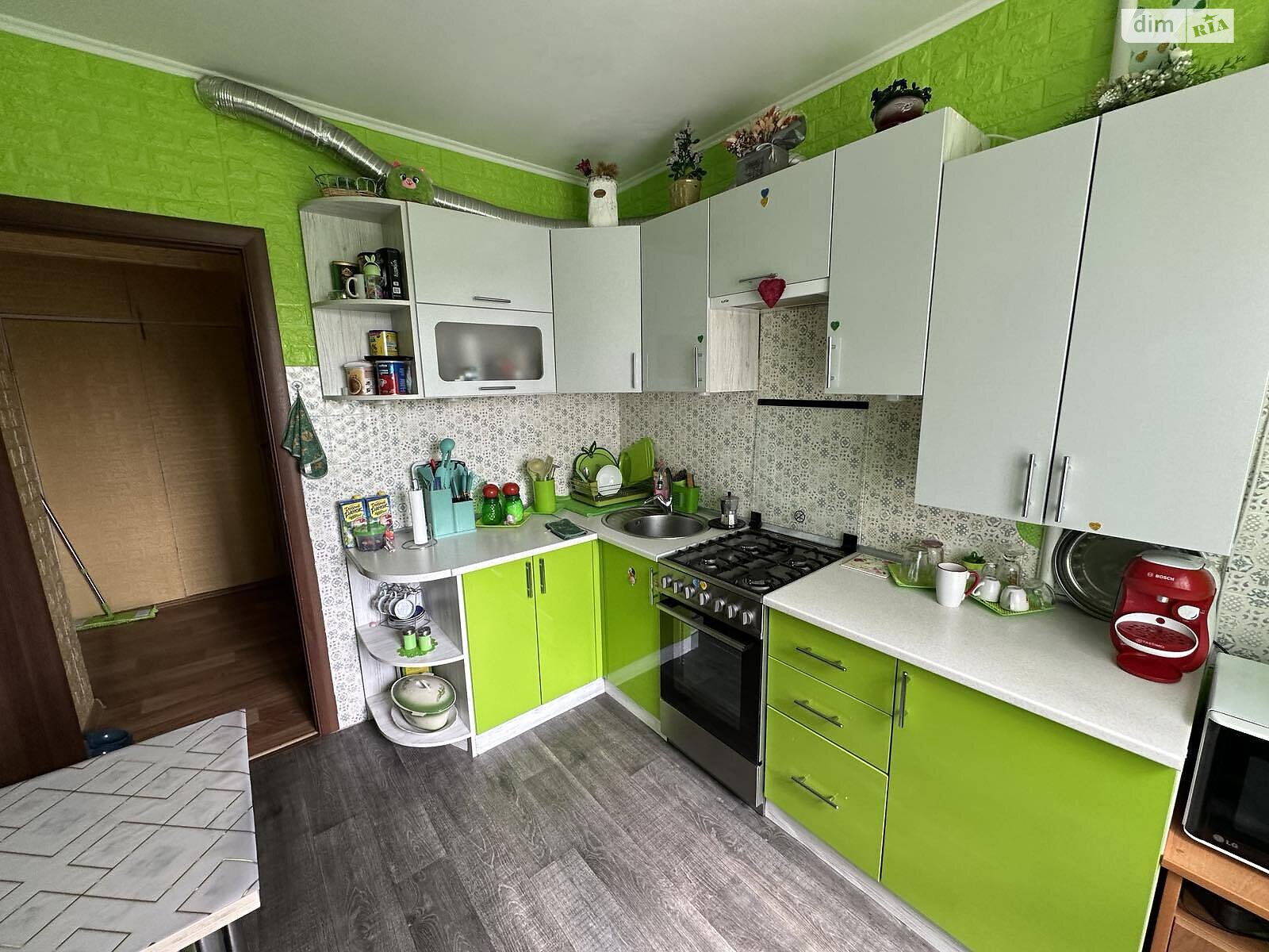 Продажа четырехкомнатной квартиры в Тернополе, на ул. 15-го Апреля, район Бам фото 1 Продажа четырехкомнатной квартиры в Тернополе, на ул. 15-го Апреля, район Бам фото 1