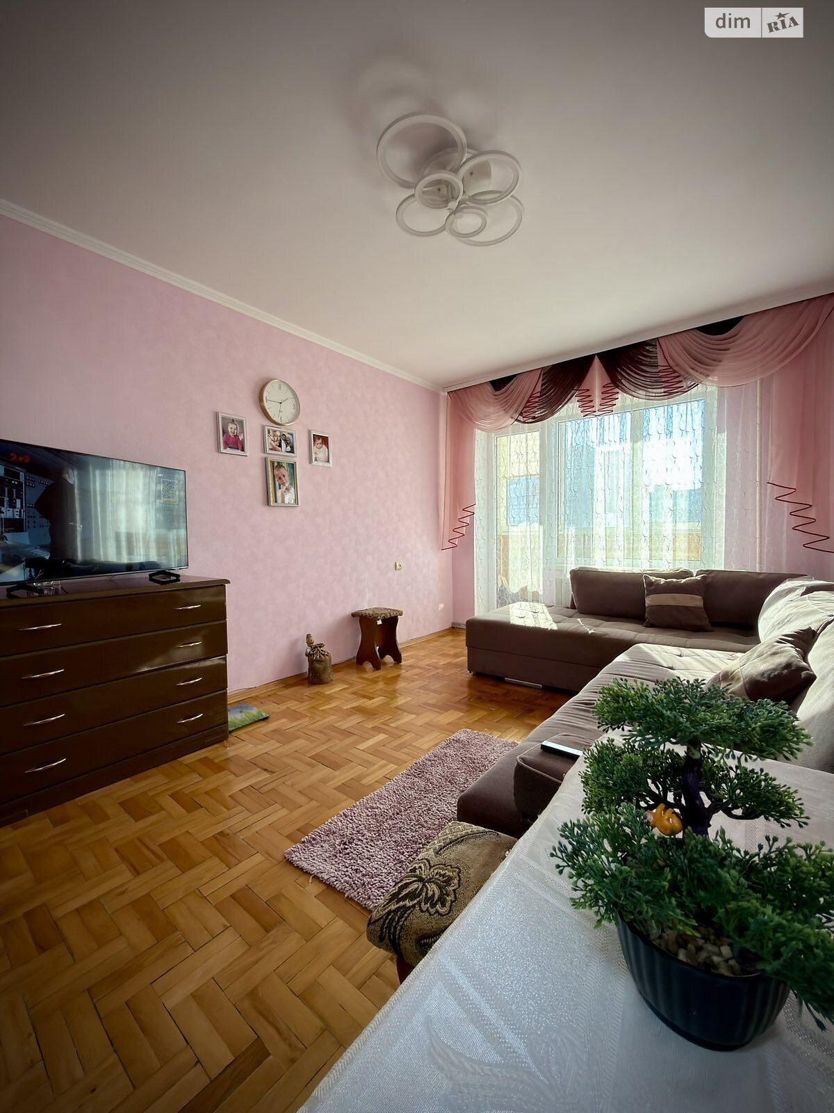 Продажа четырехкомнатной квартиры в Тернополе, на ул. 15-го Апреля, район Бам фото 1