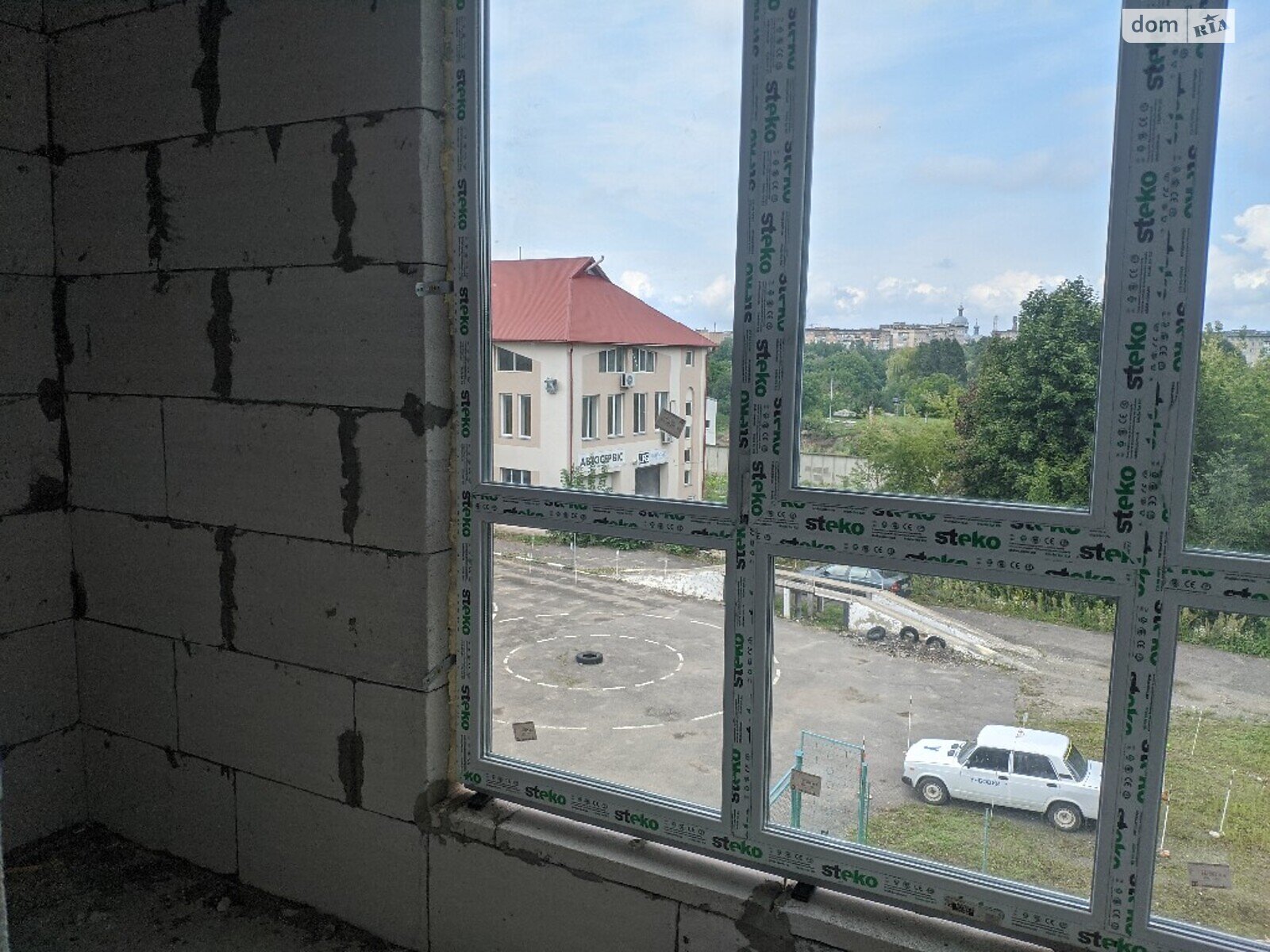 Продажа однокомнатной квартиры в Тернополе, на ул. Сахарова Андрея Академика, район Бам фото 1