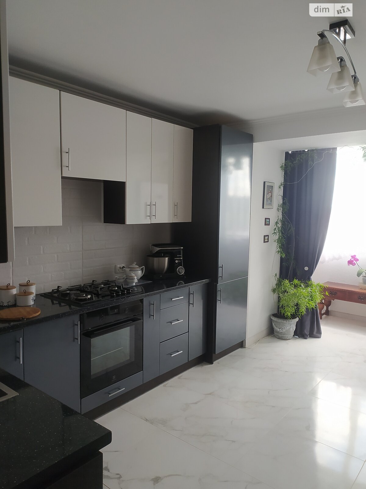Продажа двухкомнатной квартиры в Тернополе, на ул. Академика Сергея Королева 10В, район Бам фото 1 Продажа двухкомнатной квартиры в Тернополе, на ул. Академика Сергея Королева 10В, район Бам фото 1