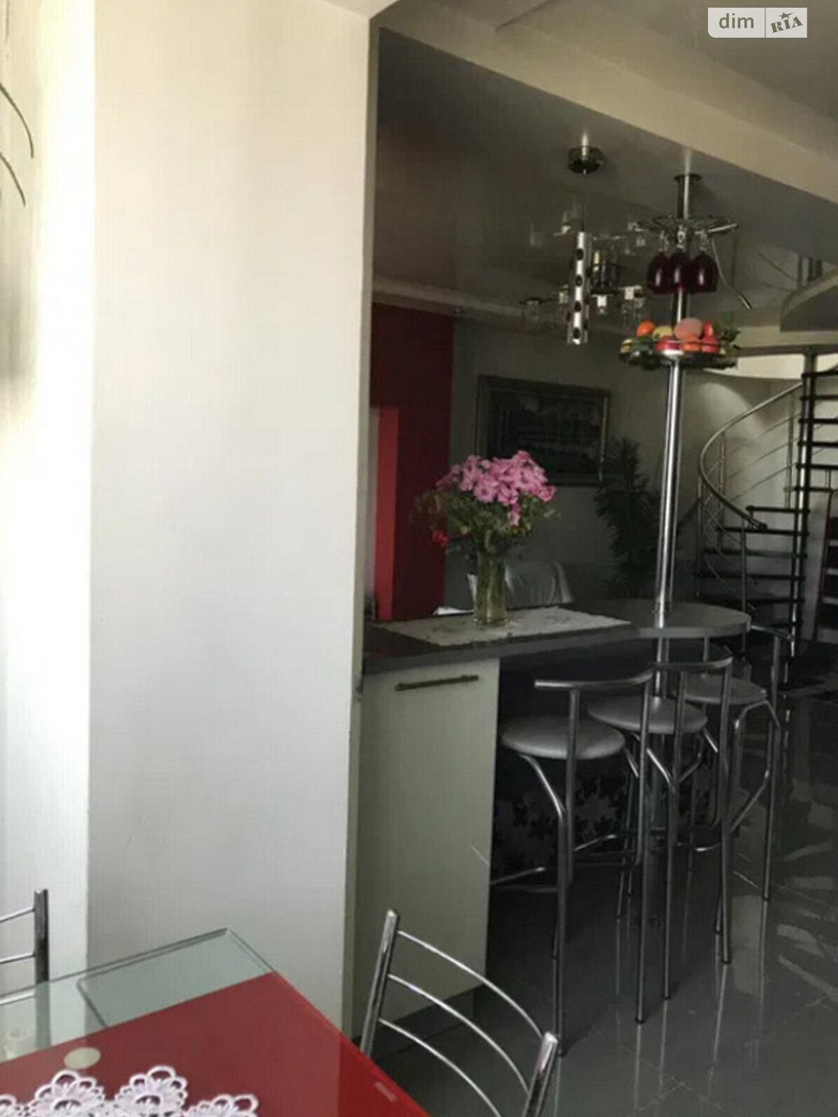 Продаж двокімнатної квартири в Тернополі, на вул. Академіка Сергія Корольова, район Бам фото 1 Продаж двокімнатної квартири в Тернополі, на вул. Академіка Сергія Корольова, район Бам фото 1