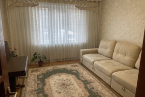 Продаж трикімнатної квартири в Тернополі, на вул. Академіка Сергія Корольова, район Бам фото 2