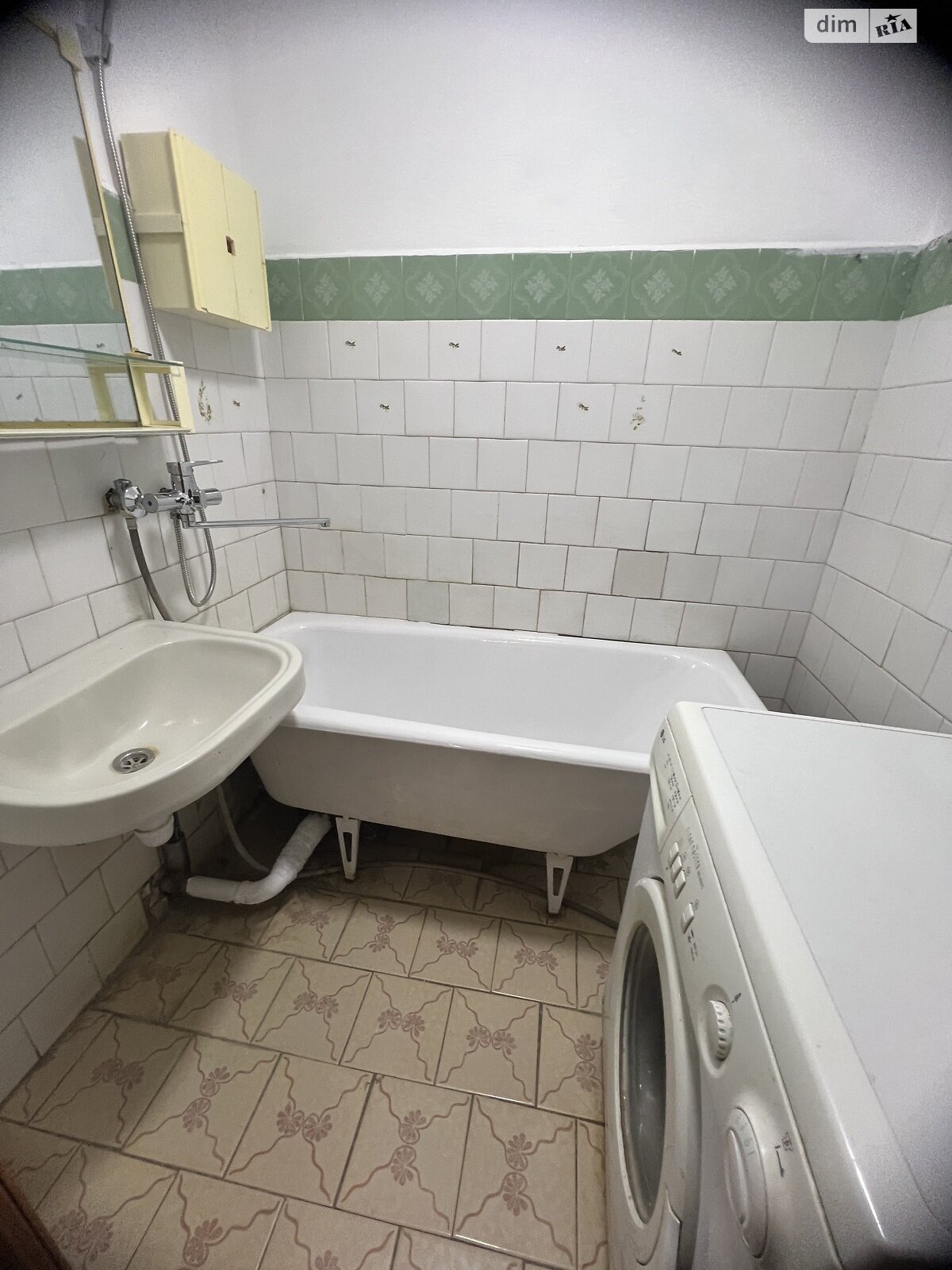 Продаж трикімнатної квартири в Тернополі, на вул. Академіка Сергія Корольова, район Бам фото 1 Продаж трикімнатної квартири в Тернополі, на вул. Академіка Сергія Корольова, район Бам фото 1