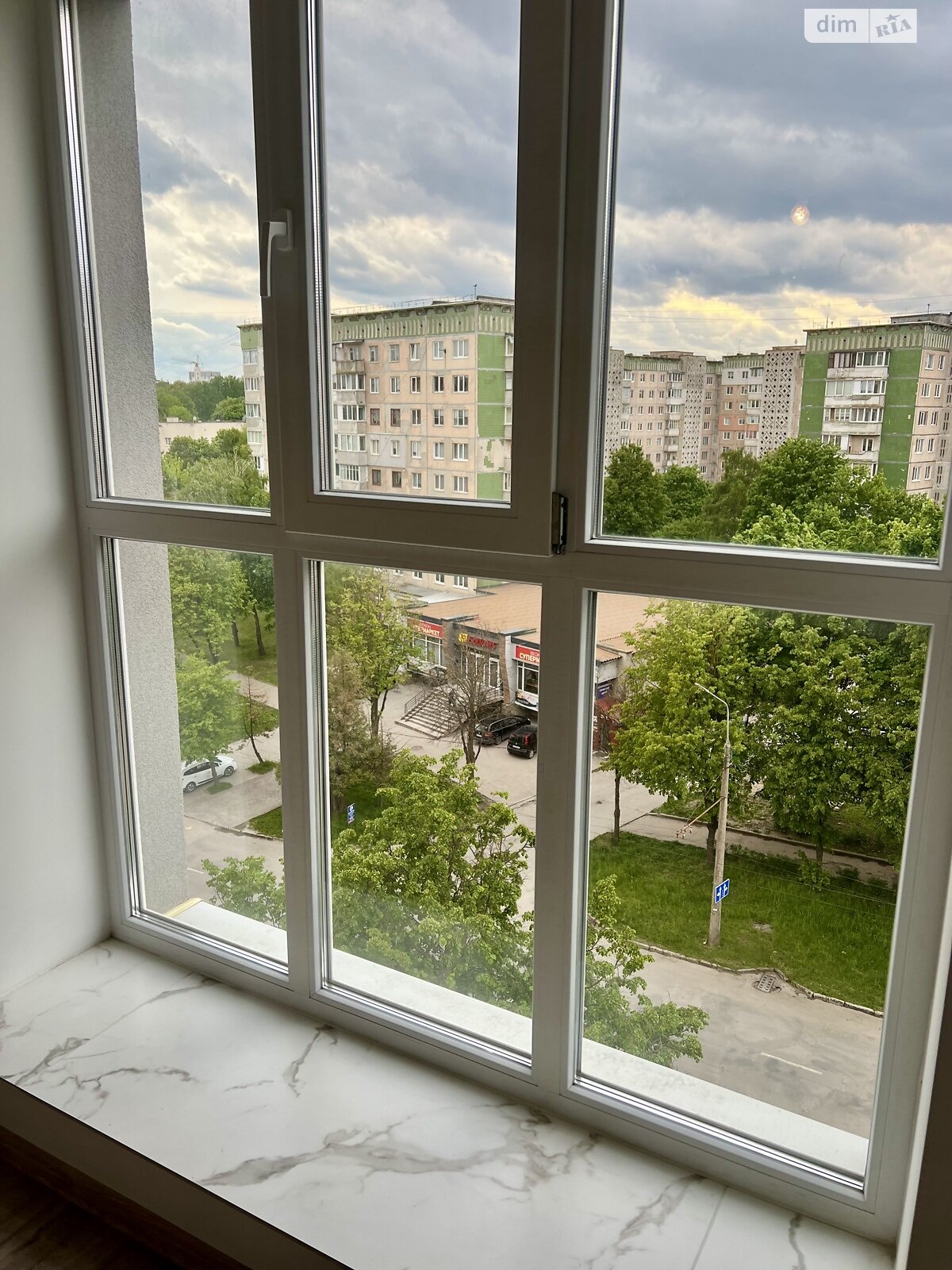 Продажа двухкомнатной квартиры в Тернополе, на ул. Академика Сергея Королева 26, район Бам фото 1 Продажа двухкомнатной квартиры в Тернополе, на ул. Академика Сергея Королева 26, район Бам фото 1