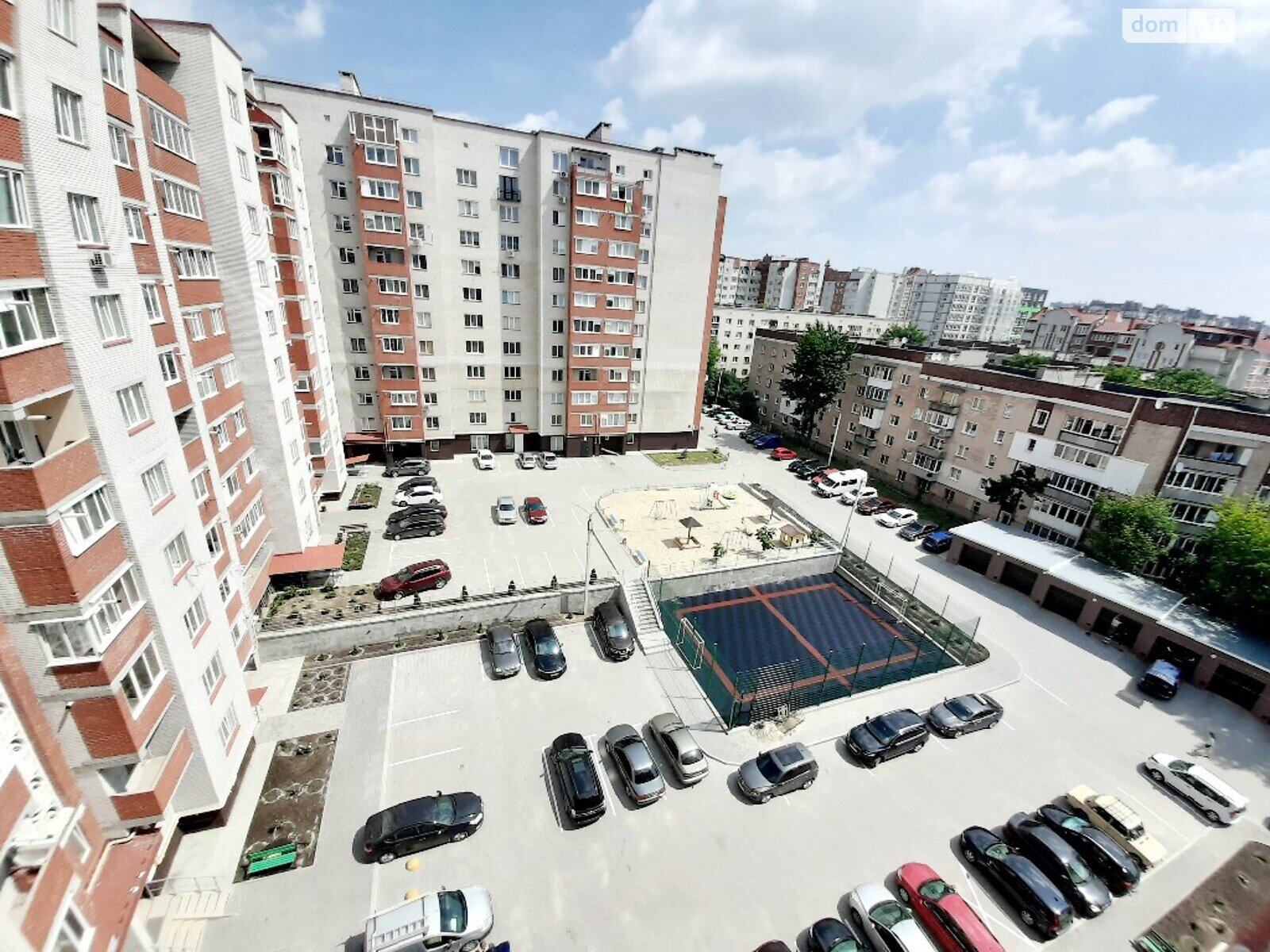 Продажа трехкомнатной квартиры в Тернополе, на ул. Галицкая, район Бам фото 1