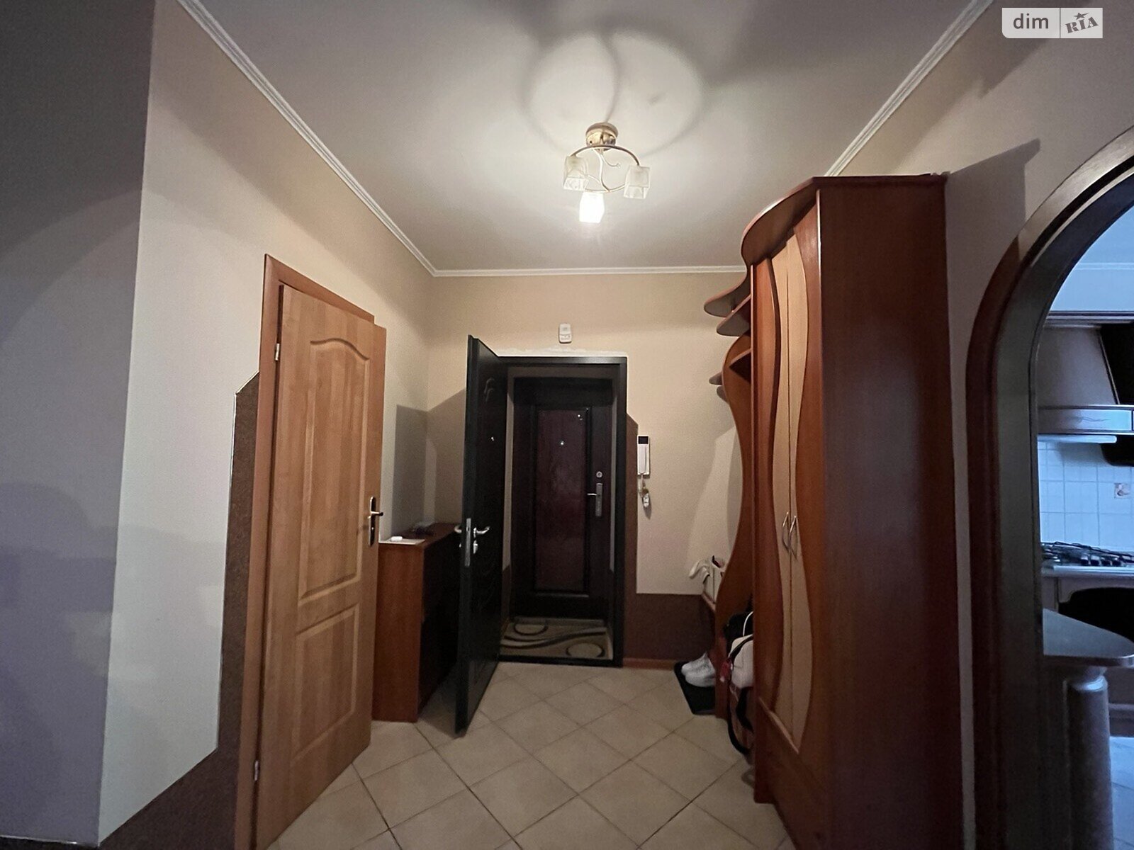 Продажа трехкомнатной квартиры в Тернополе, на ул. Лепкого Богдана, район Бам фото 1 Продажа трехкомнатной квартиры в Тернополе, на ул. Лепкого Богдана, район Бам фото 1
