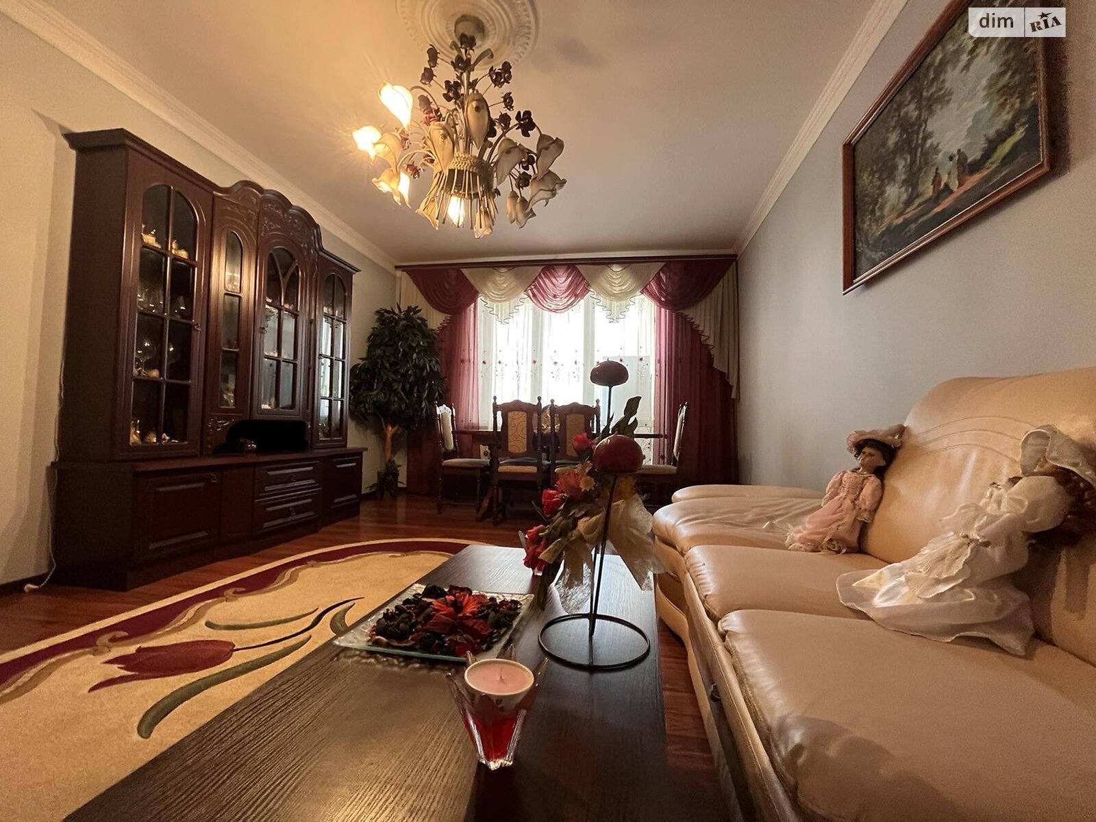 Продаж трикімнатної квартири в Тернополі, на вул. Лепкого Богдана, район Бам фото 1 Продаж трикімнатної квартири в Тернополі, на вул. Лепкого Богдана, район Бам фото 1