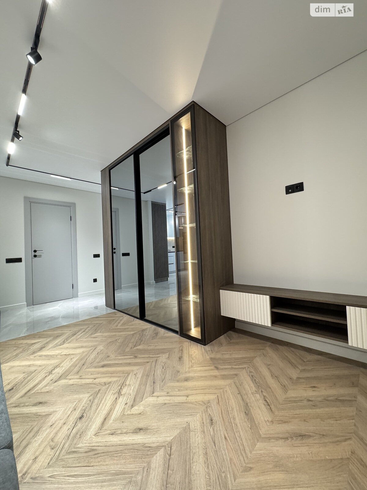 Продажа однокомнатной квартиры в Тернополе, на пер. Генерала Мирона Тарнавского 1, район Бам фото 1 Продажа однокомнатной квартиры в Тернополе, на пер. Генерала Мирона Тарнавского 1, район Бам фото 1