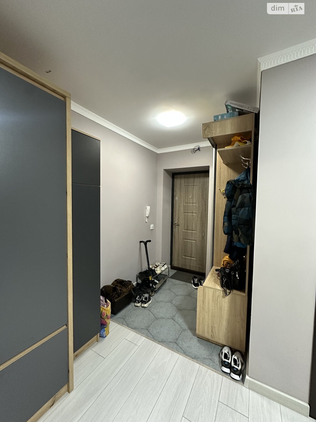 Продажа трехкомнатной квартиры в Тернополе, на ул. Генерала Мирона Тарнавского 38, район Бам фото 1