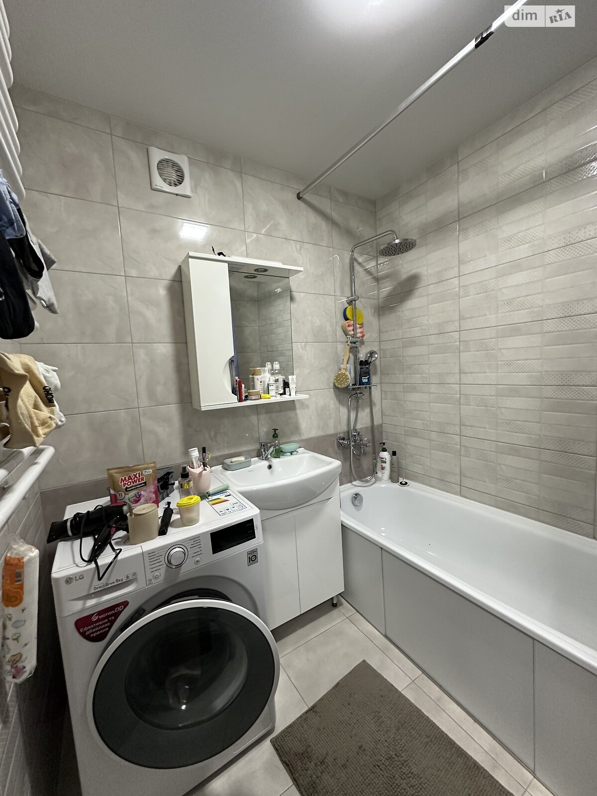 Продажа трехкомнатной квартиры в Тернополе, на ул. Генерала Мирона Тарнавского 38, район Бам фото 1