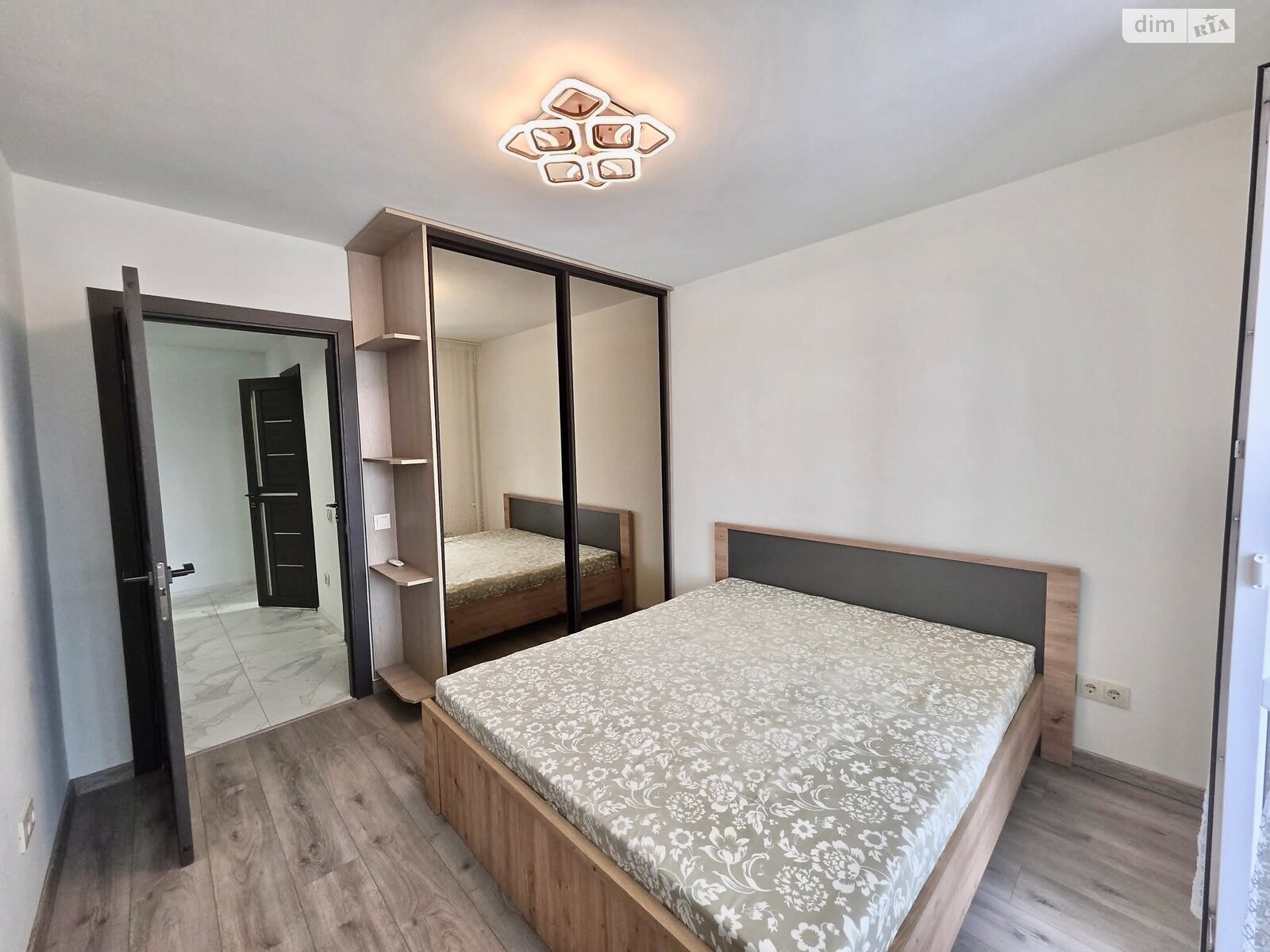 Продажа трехкомнатной квартиры в Тернополе, на ул. Генерала Мирона Тарнавского 38, район Бам фото 1 Продажа трехкомнатной квартиры в Тернополе, на ул. Генерала Мирона Тарнавского 38, район Бам фото 1