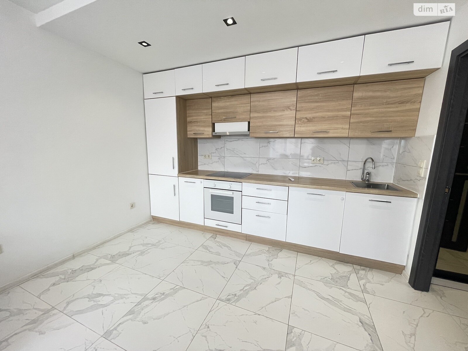 Продажа двухкомнатной квартиры в Тернополе, на ул. Генерала Мирона Тарнавского 38, район Бам фото 1 Продажа двухкомнатной квартиры в Тернополе, на ул. Генерала Мирона Тарнавского 38, район Бам фото 1