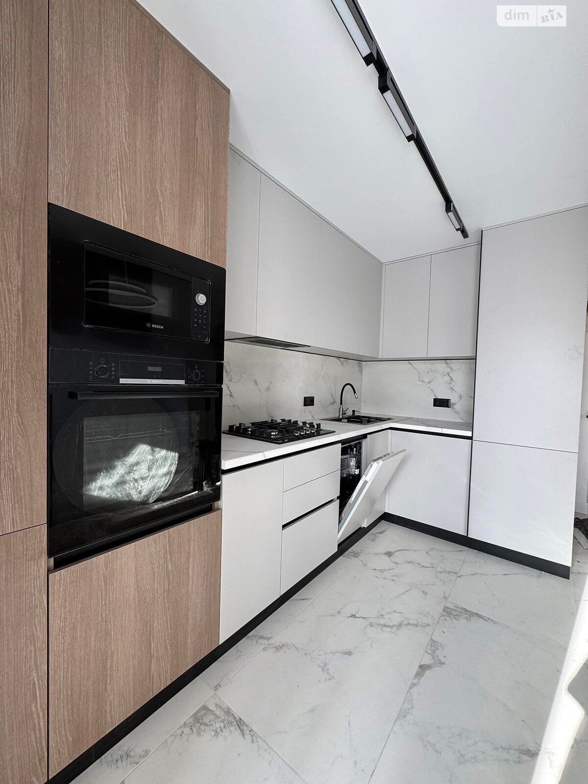 Продажа однокомнатной квартиры в Тернополе, на пер. Генерала Мирона Тарнавского 1, район Бам фото 1