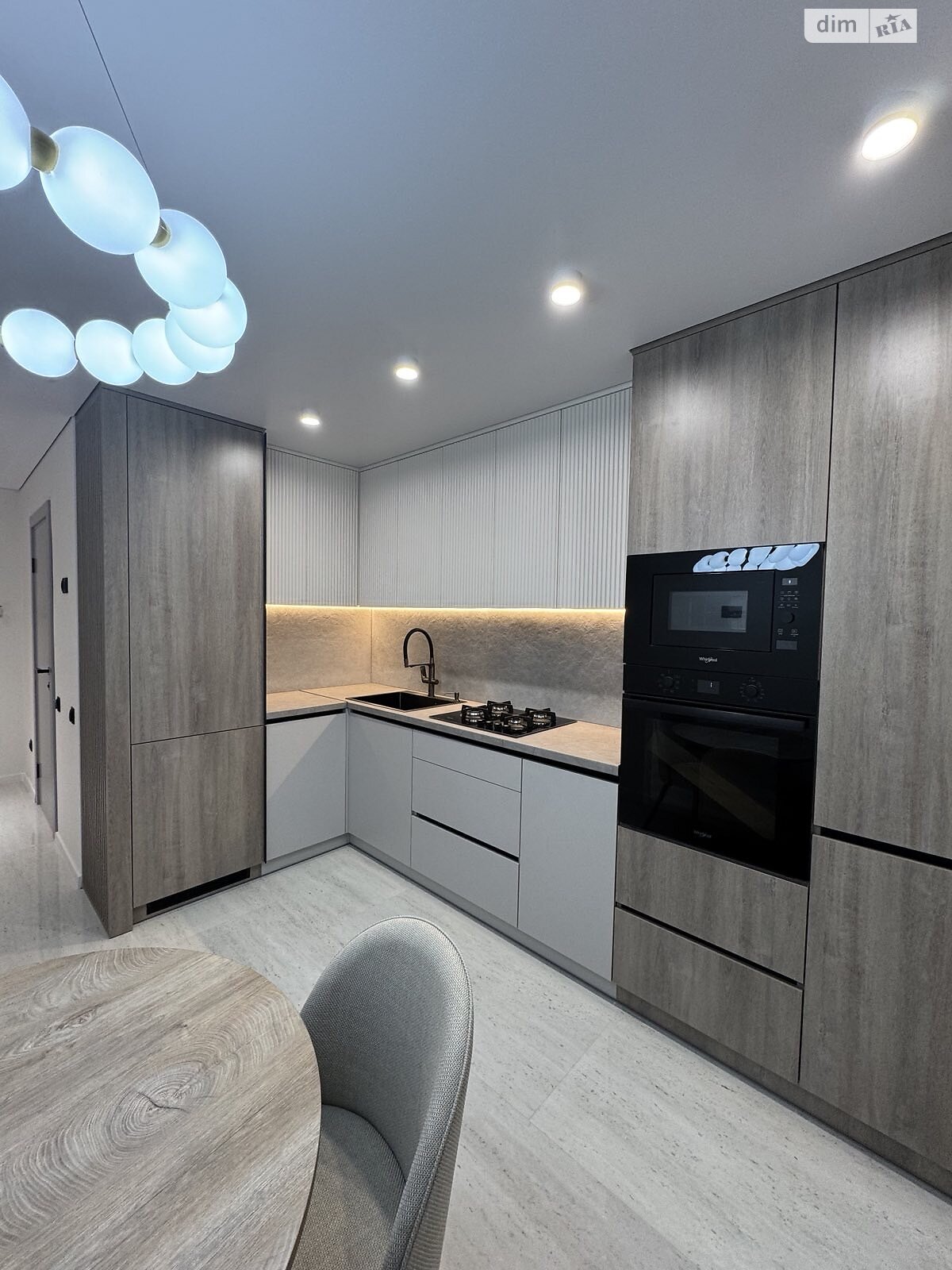 Продажа однокомнатной квартиры в Тернополе, на ул. Генерала Мирона Тарнавского 38, район Бам фото 1